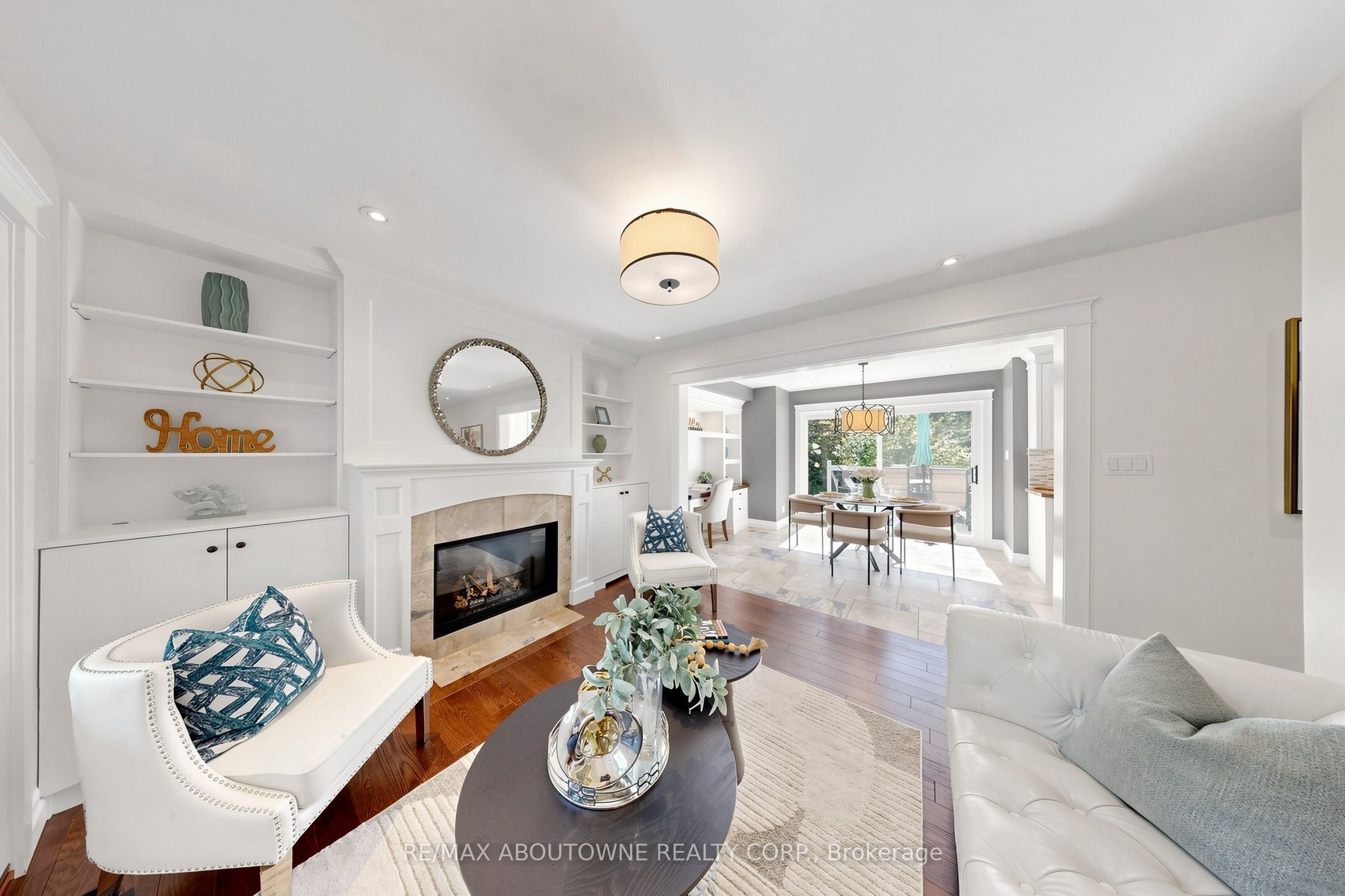 1304 Devon Road, Oakville ‣ W13869912 1304 Devon Road, Oakville ‣ W13869912