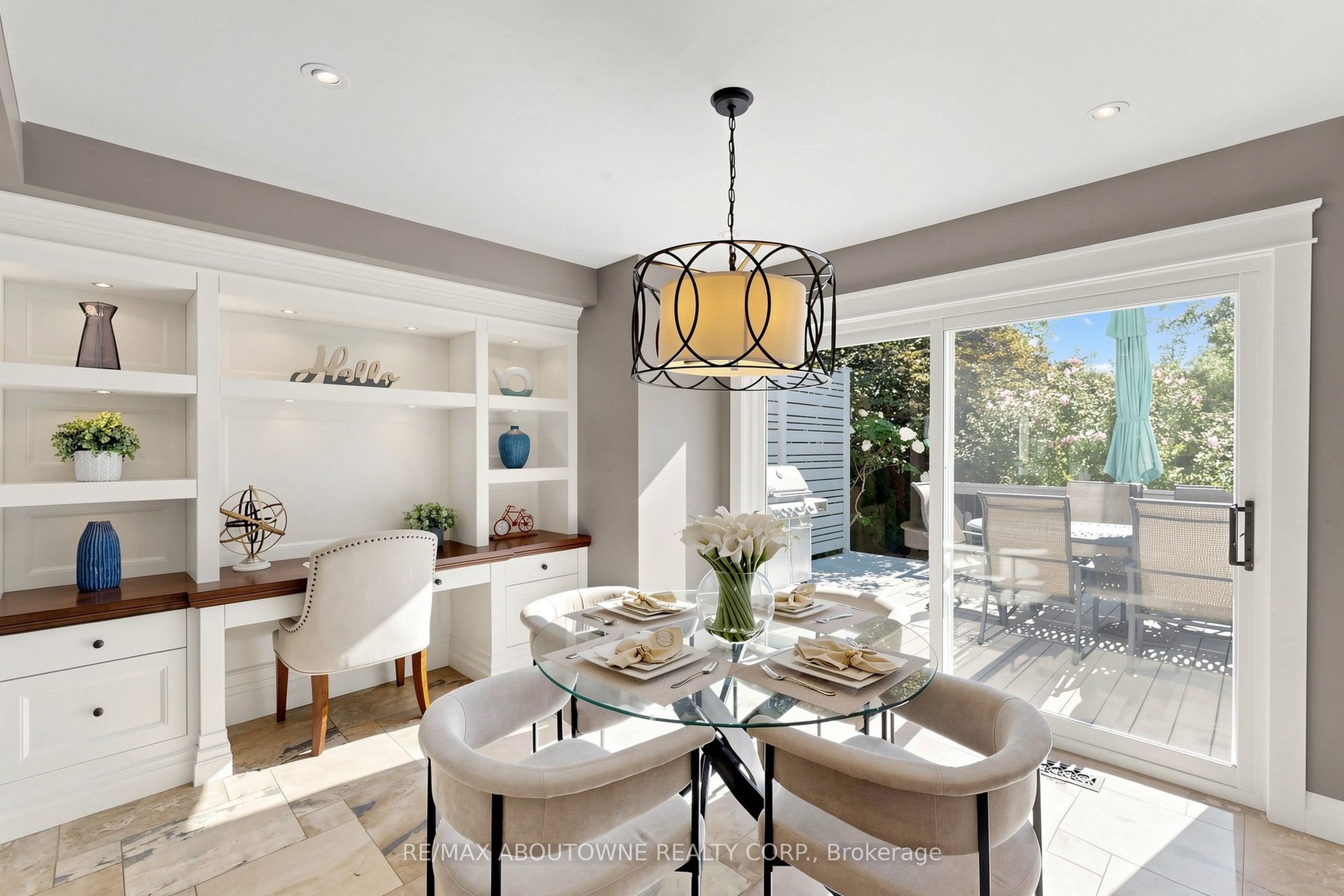 1304 Devon Road, Oakville ‣ W13869912 1304 Devon Road, Oakville ‣ W13869912