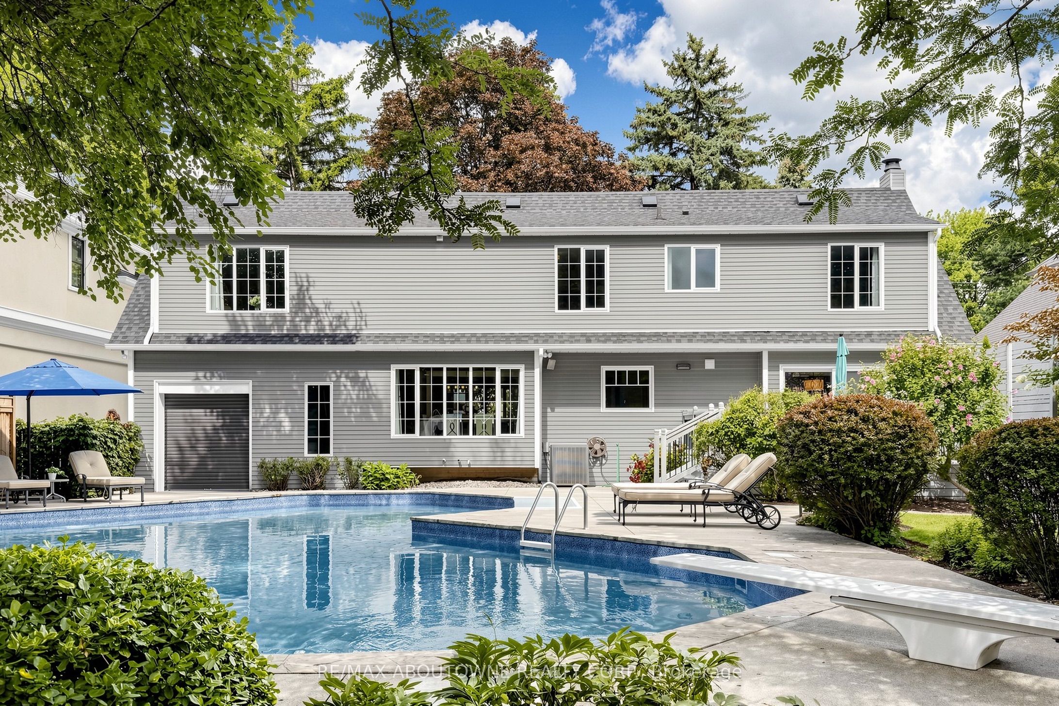 1304 Devon Road, Oakville ‣ W13869912 1304 Devon Road, Oakville ‣ W13869912