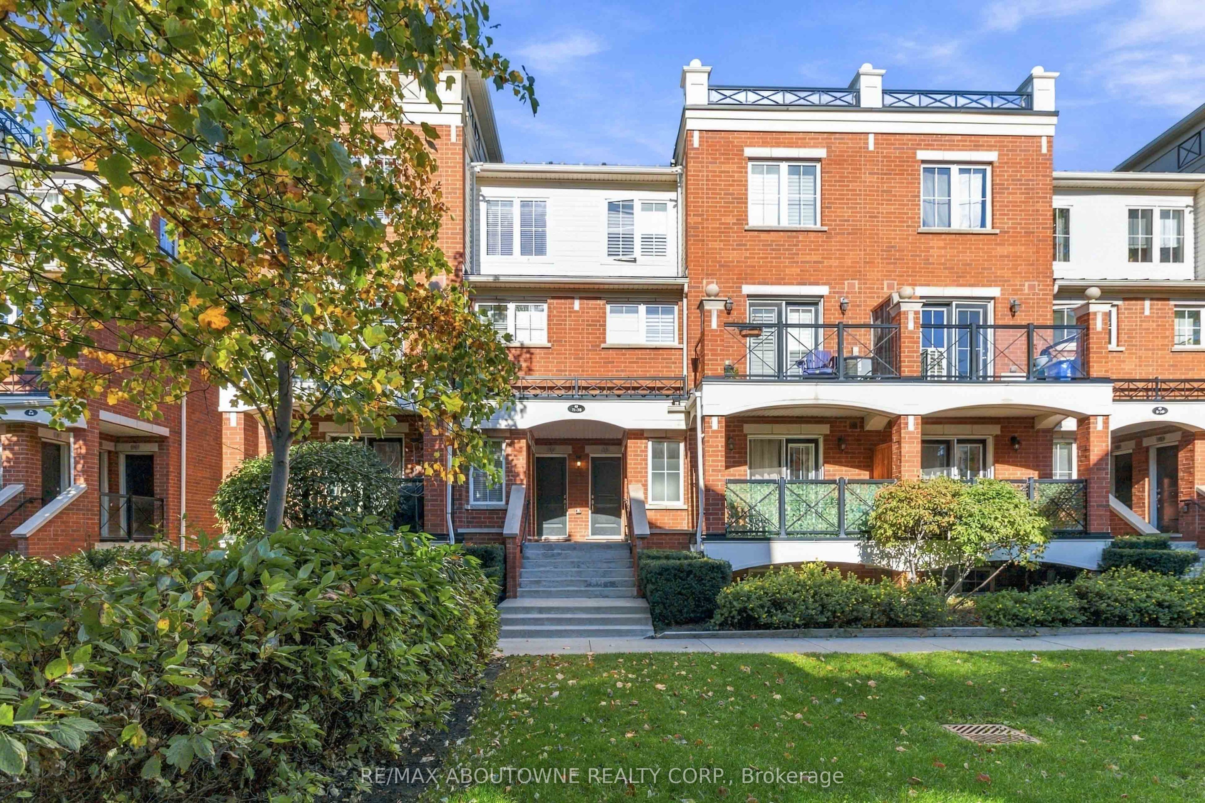 159 – 43 Hays Boulevard, Oakville