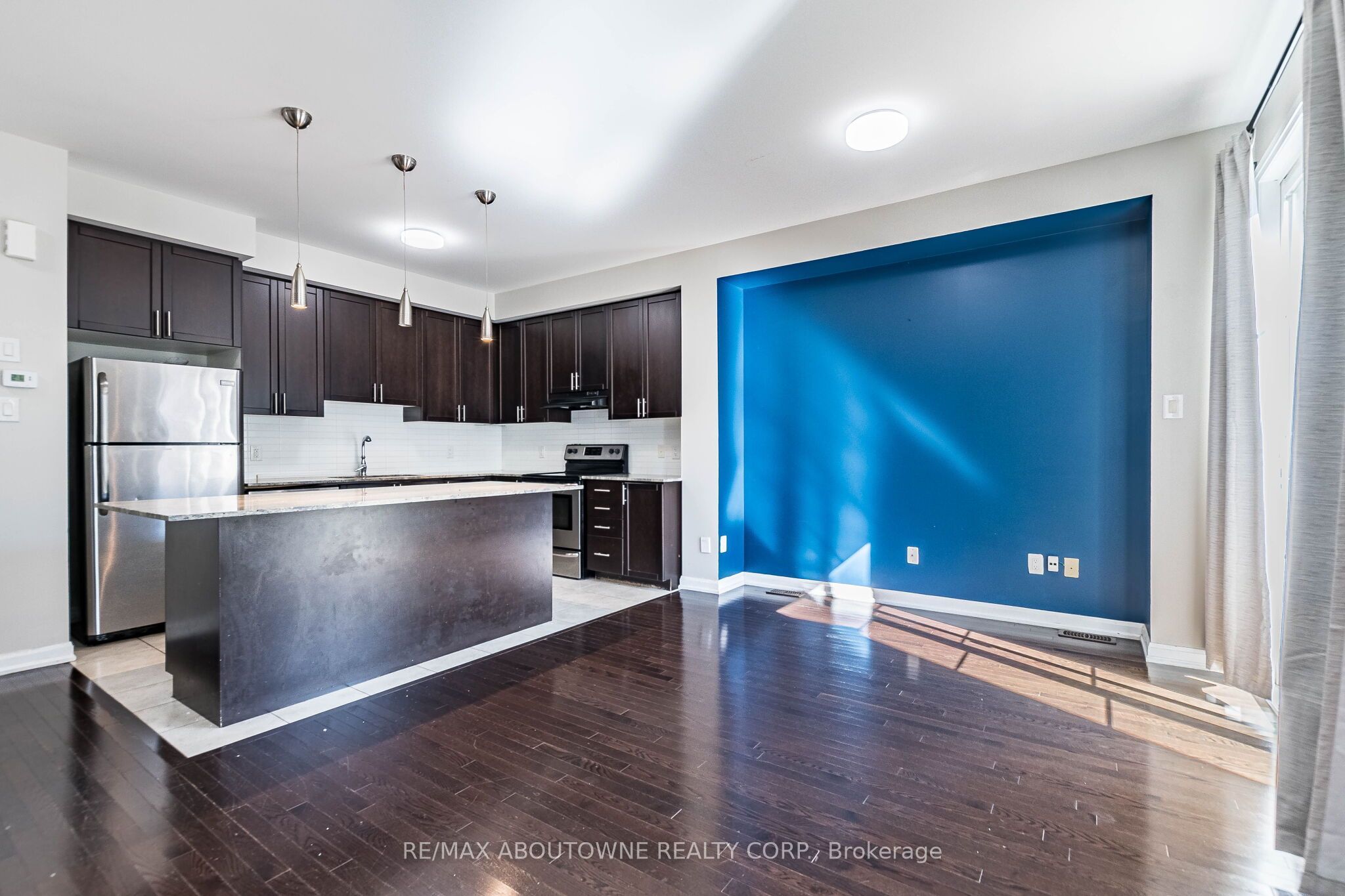 165 Hampshire Way, Milton ‣ W13875306 165 Hampshire Way, Milton ‣ W13875306