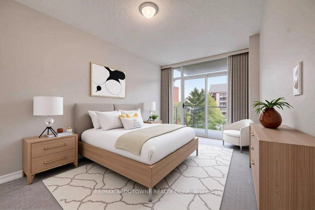 3 – 80 Port Street, Mississauga ‣ W13885120 3 – 80 Port Street, Mississauga ‣ W13885120