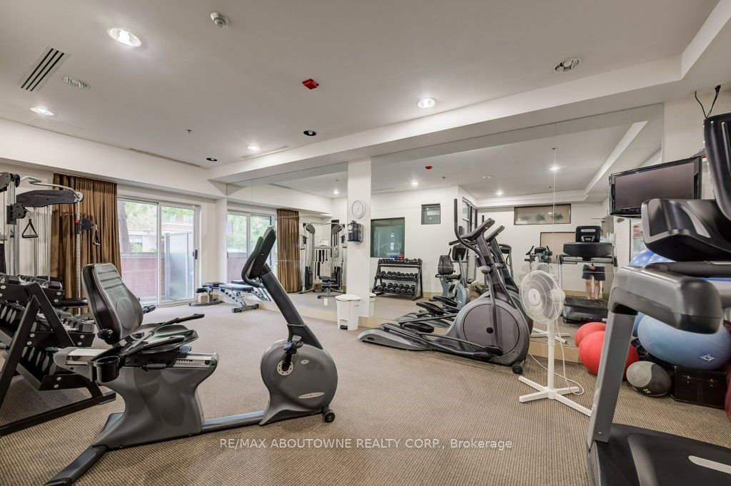3 – 80 Port Street, Mississauga ‣ W13885120 3 – 80 Port Street, Mississauga ‣ W13885120