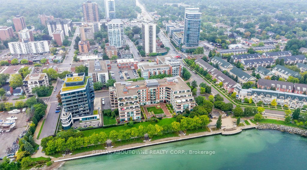 3 – 80 Port Street, Mississauga ‣ W13885120 3 – 80 Port Street, Mississauga ‣ W13885120
