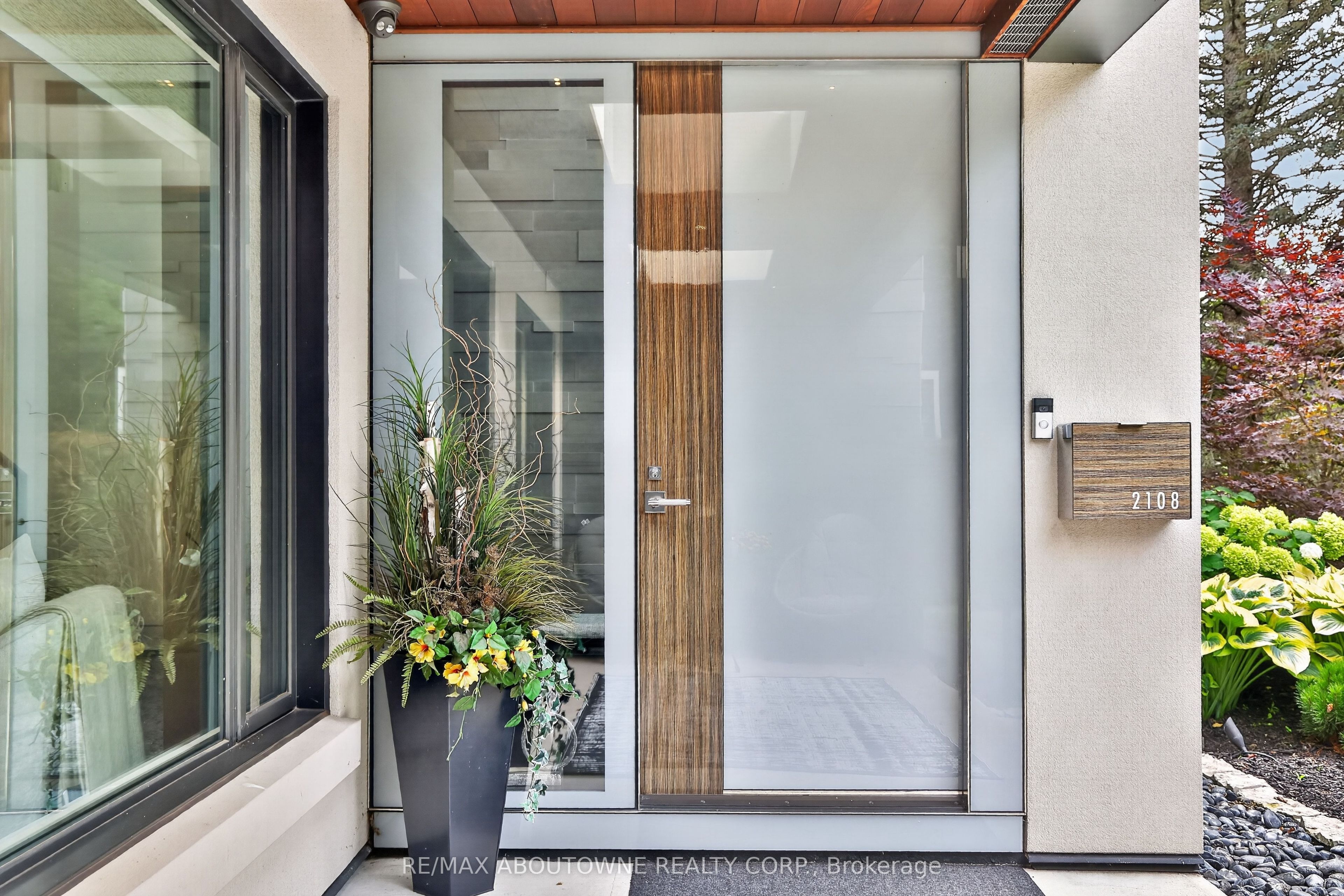2108 Portway Avenue, Mississauga ‣ W14031286 2108 Portway Avenue, Mississauga ‣ W14031286