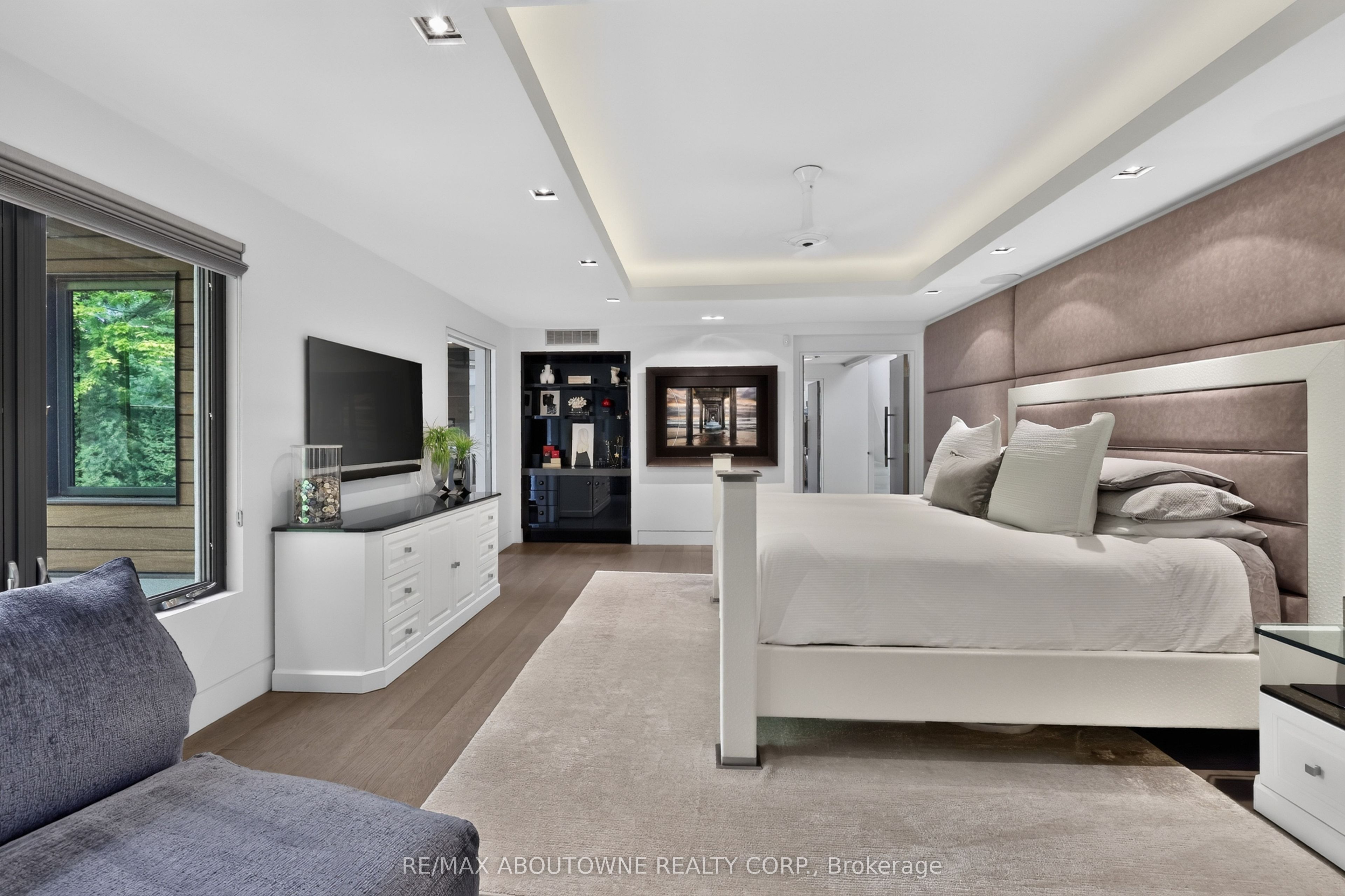 2108 Portway Avenue, Mississauga ‣ W14031286 2108 Portway Avenue, Mississauga ‣ W14031286