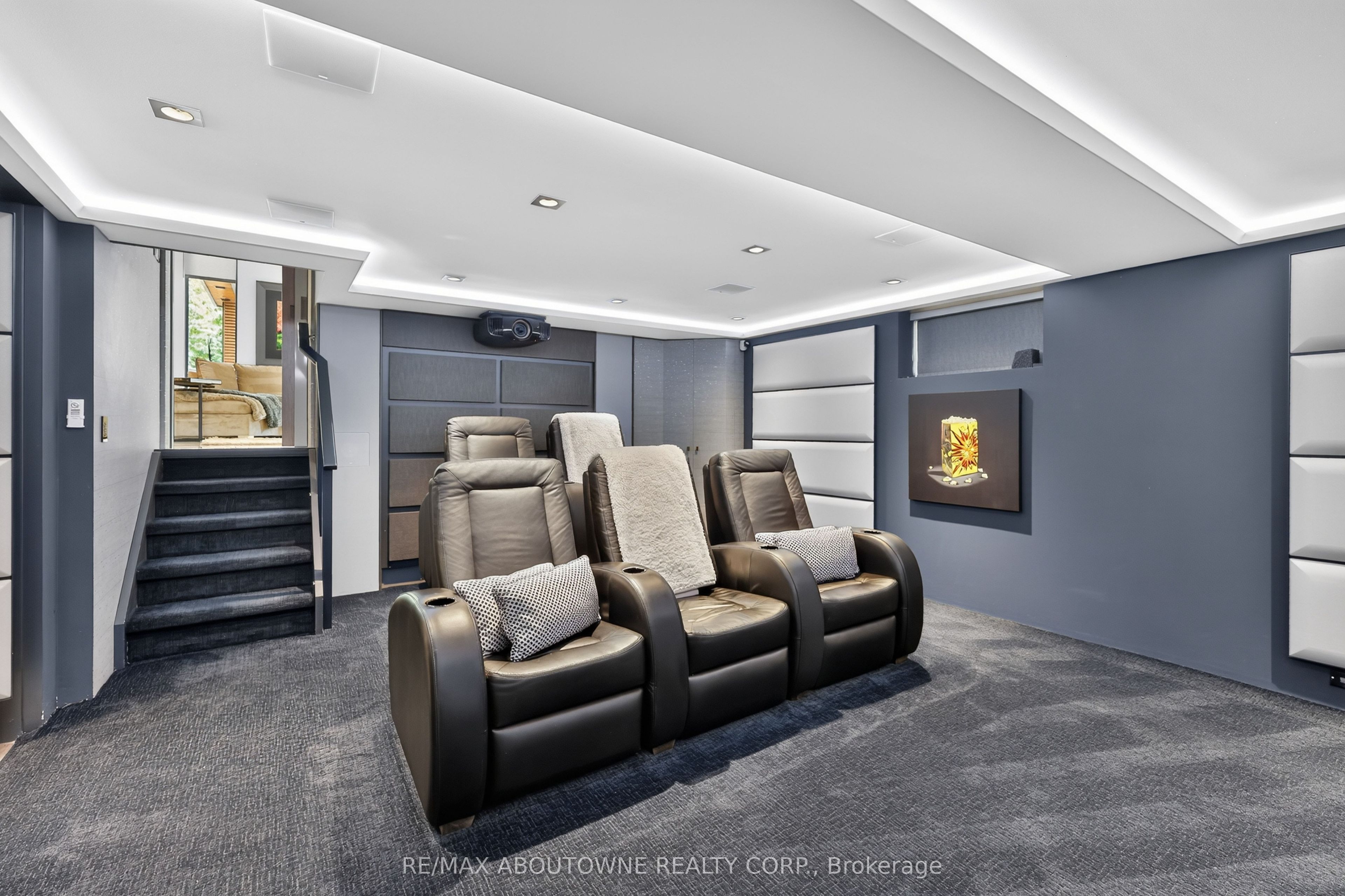 2108 Portway Avenue, Mississauga ‣ W14031286 2108 Portway Avenue, Mississauga ‣ W14031286