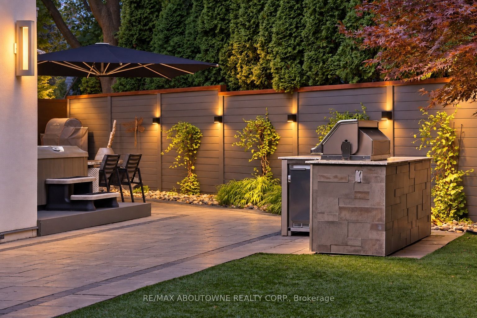 2108 Portway Avenue, Mississauga ‣ W14031286 2108 Portway Avenue, Mississauga ‣ W14031286