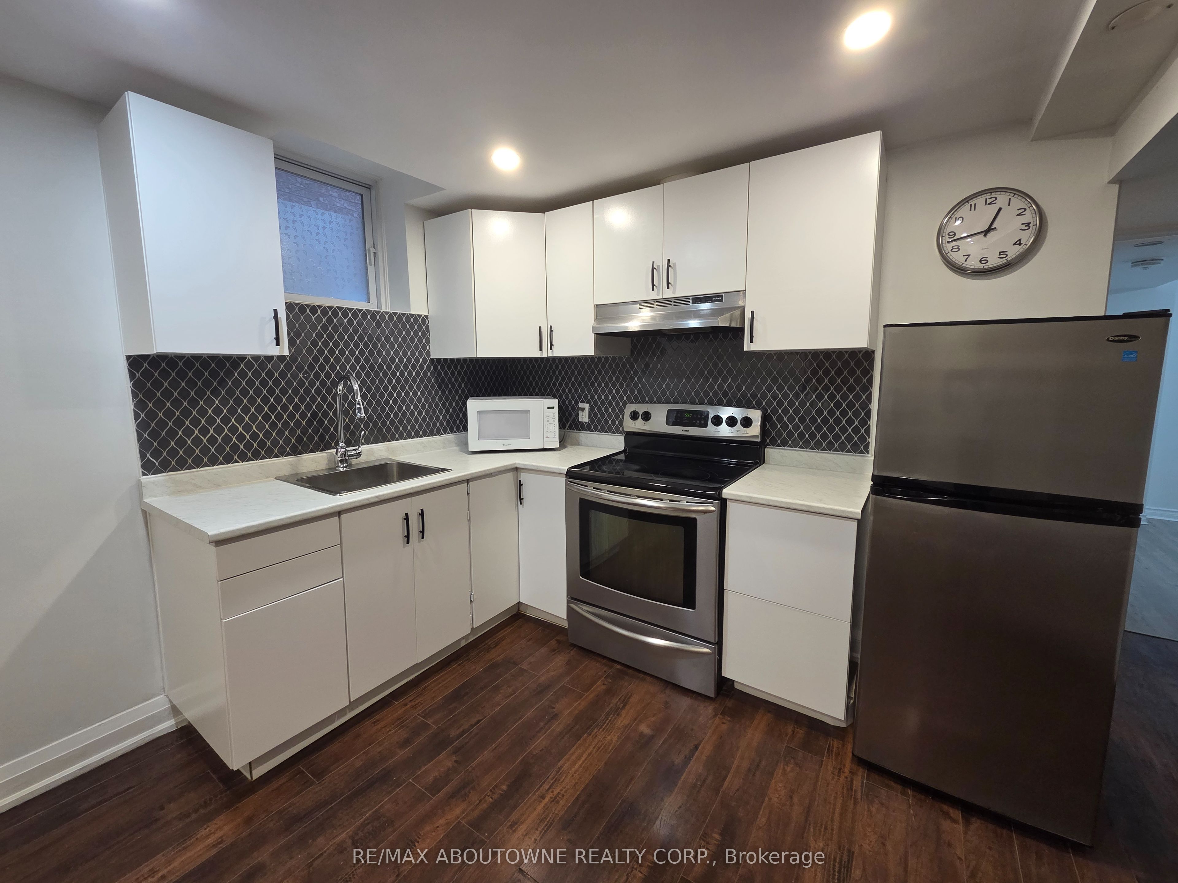 3339 Ruth Fertel Drive, Mississauga ‣ W14090012 3339 Ruth Fertel Drive, Mississauga ‣ W14090012