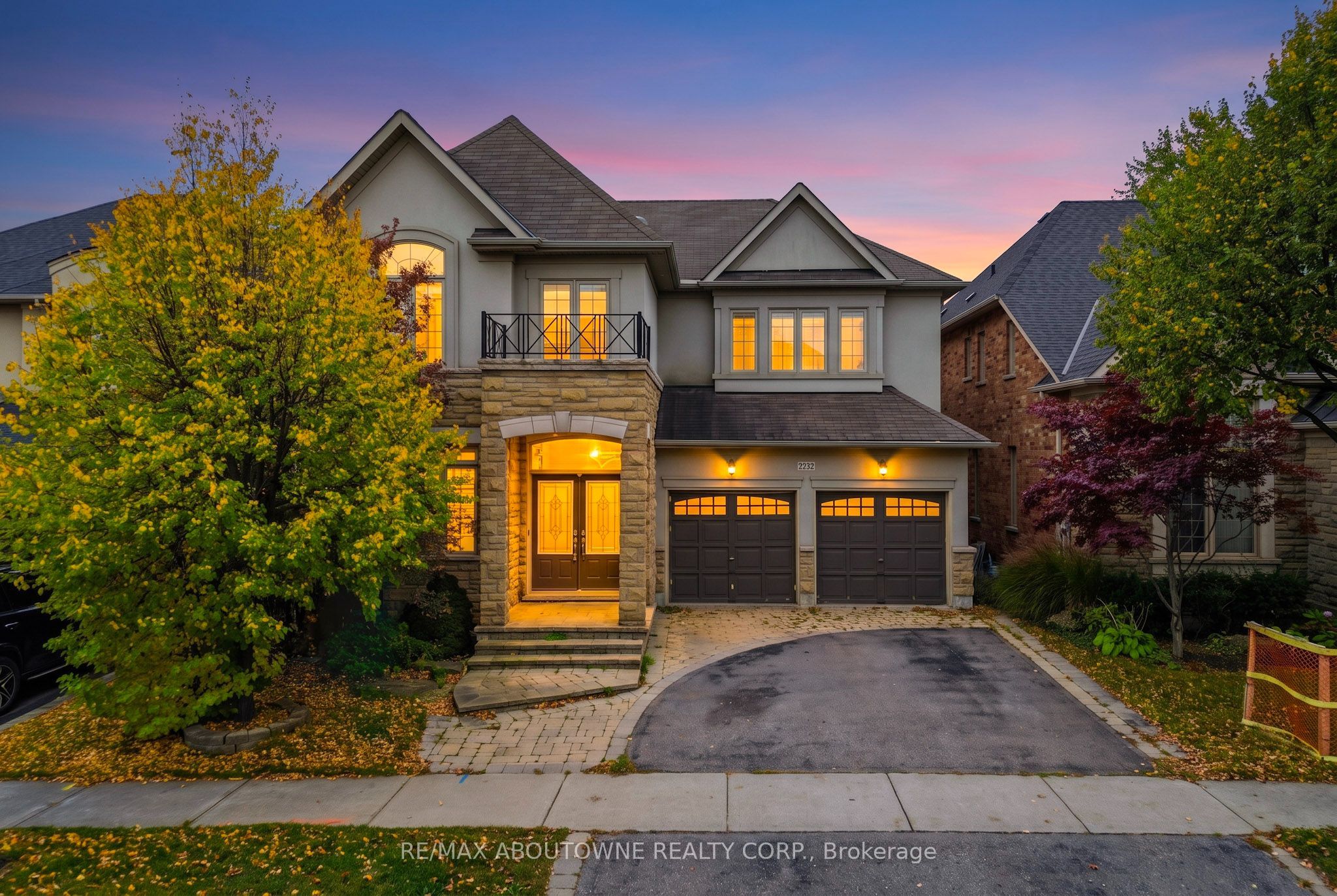 2232 Millstone Drive, Oakville