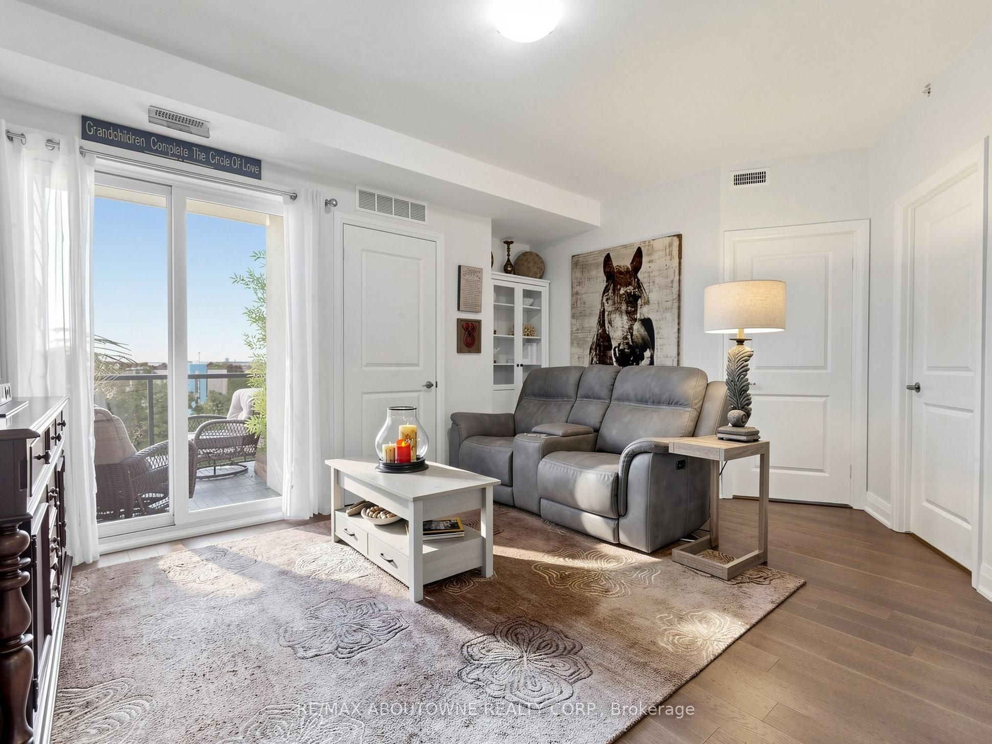 418 – 630 Sauve Street, Milton ‣ W14098714 418 – 630 Sauve Street, Milton ‣ W14098714