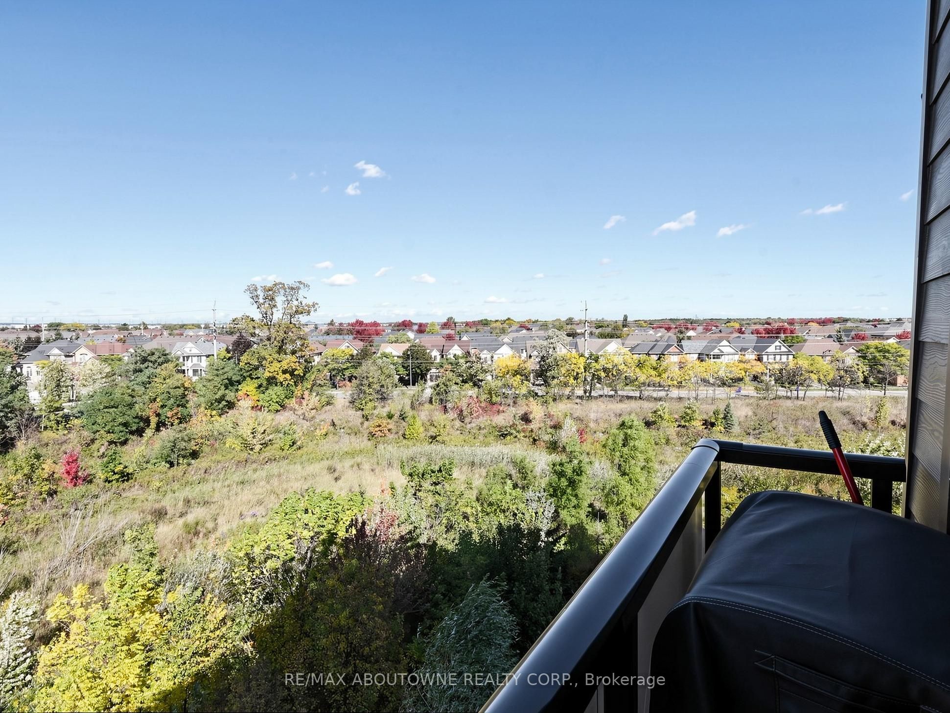 418 – 630 Sauve Street, Milton ‣ W14098714 418 – 630 Sauve Street, Milton ‣ W14098714