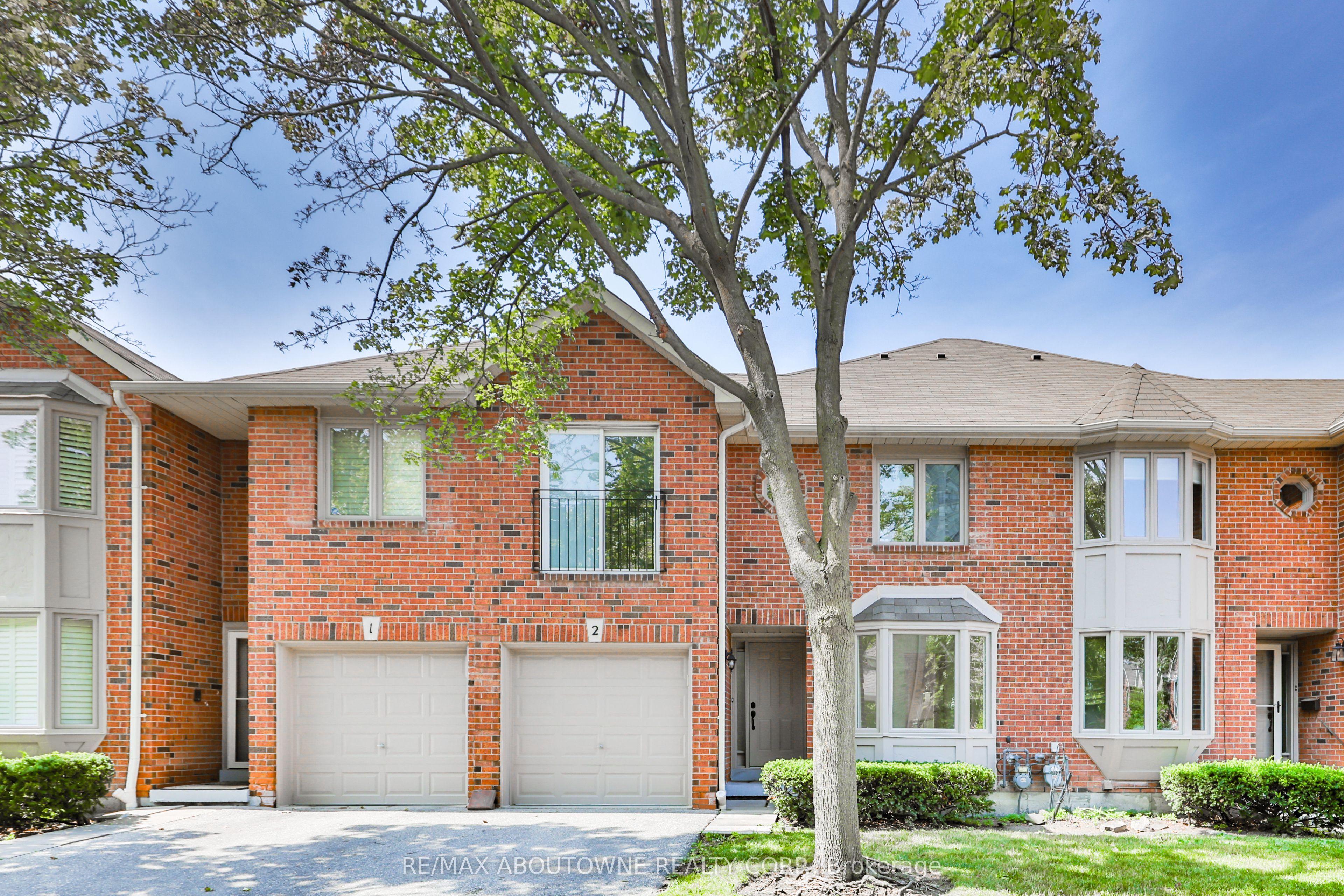 2 – 4635 Regents Terrace, Mississauga