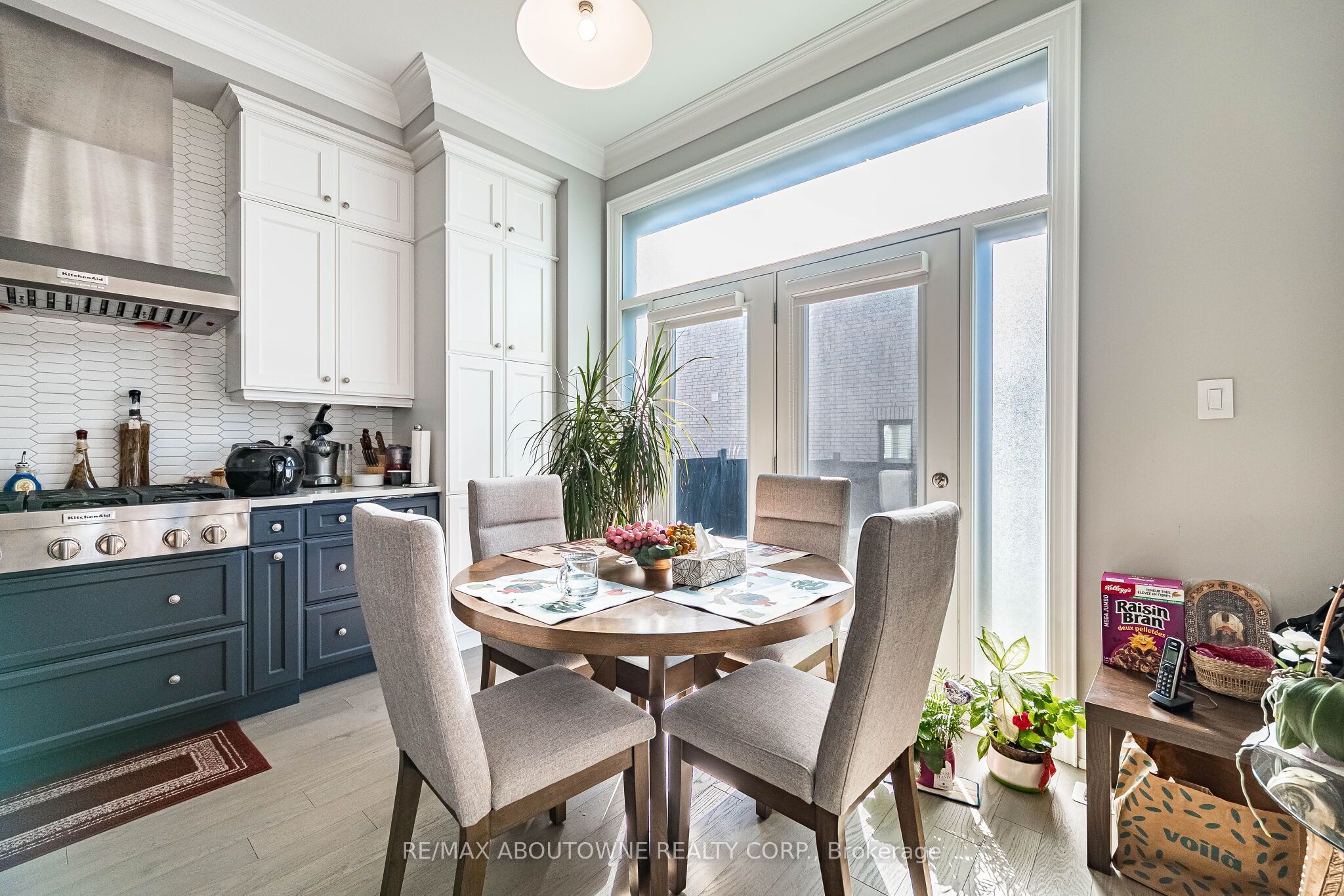 3002 Duggan Trail, Oakville ‣ W14111372 3002 Duggan Trail, Oakville ‣ W14111372
