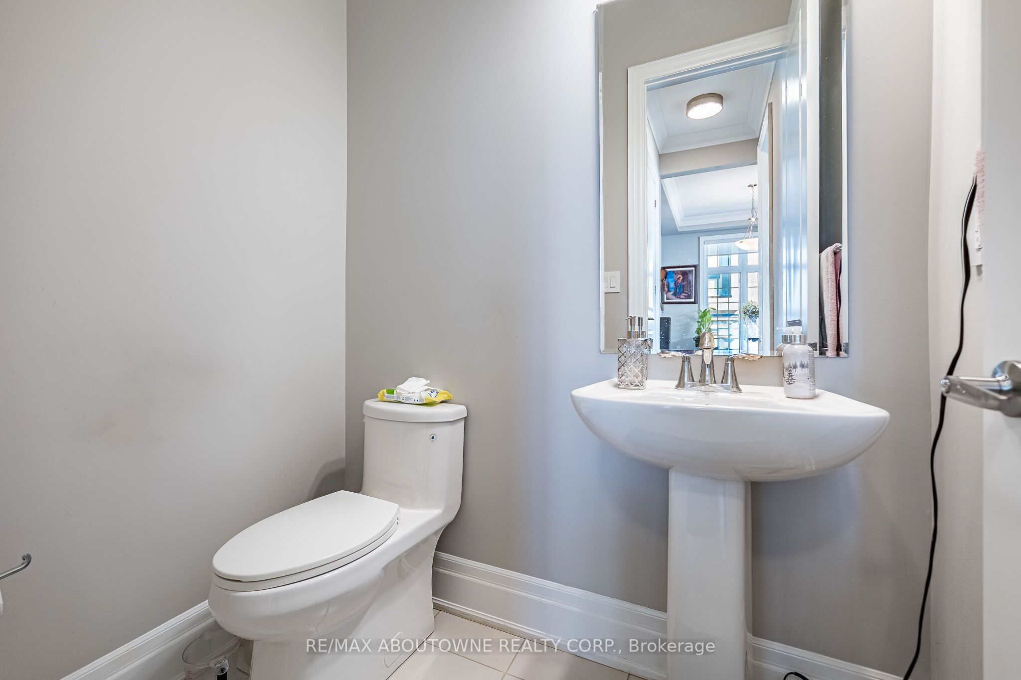 3002 Duggan Trail, Oakville ‣ W14111372 3002 Duggan Trail, Oakville ‣ W14111372