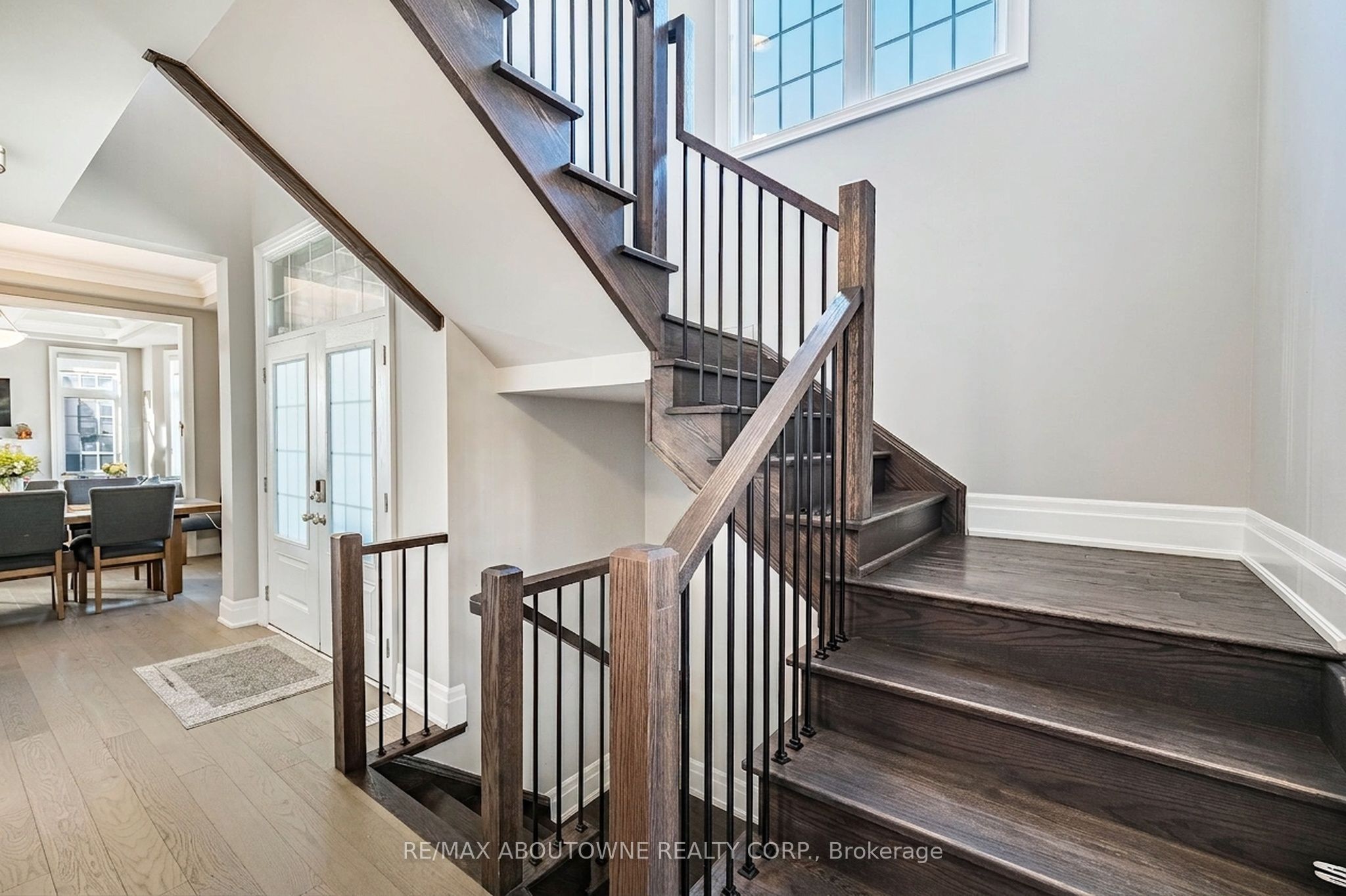 3002 Duggan Trail, Oakville ‣ W14111372 3002 Duggan Trail, Oakville ‣ W14111372