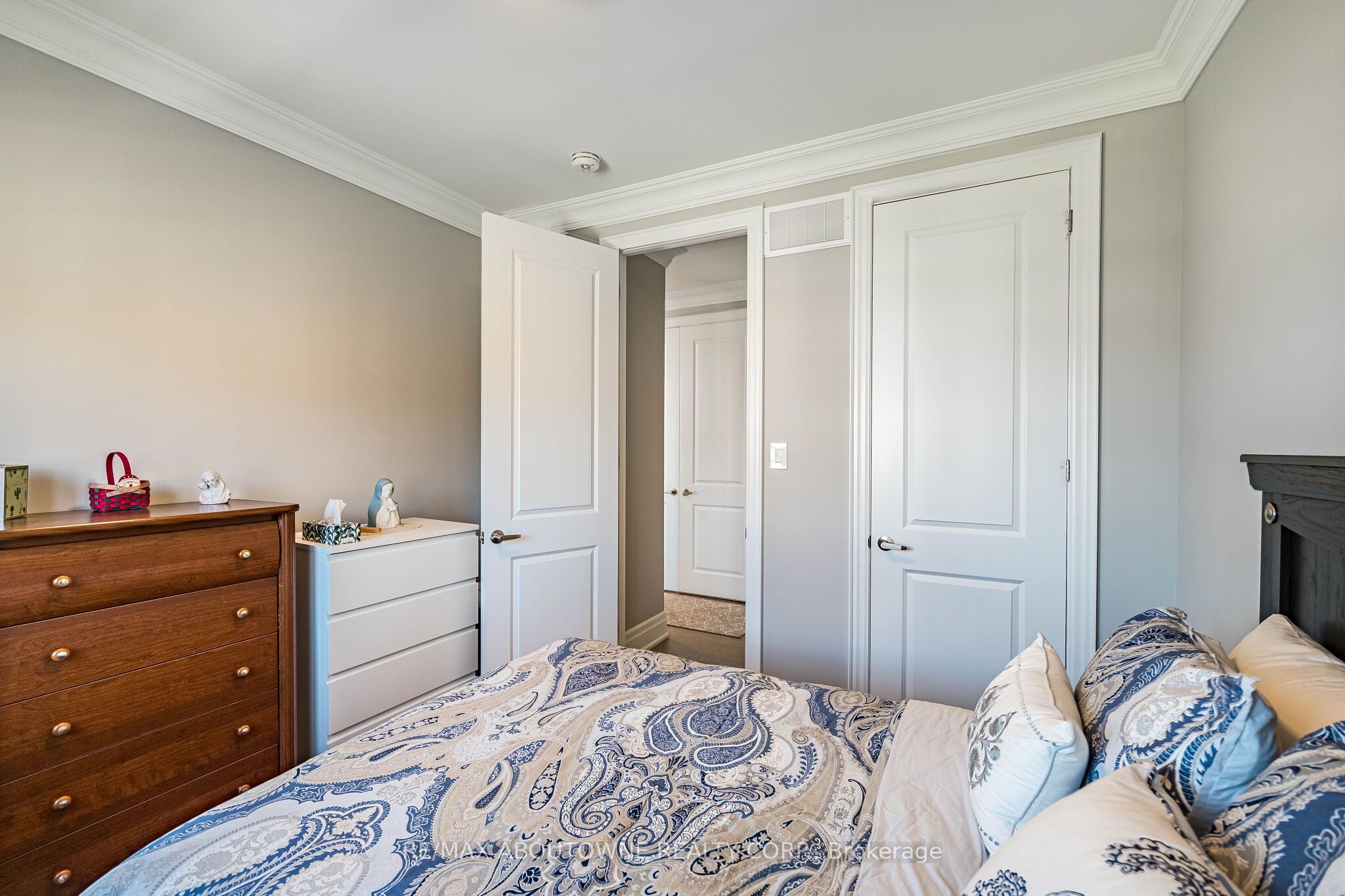 3002 Duggan Trail, Oakville ‣ W14111372 3002 Duggan Trail, Oakville ‣ W14111372