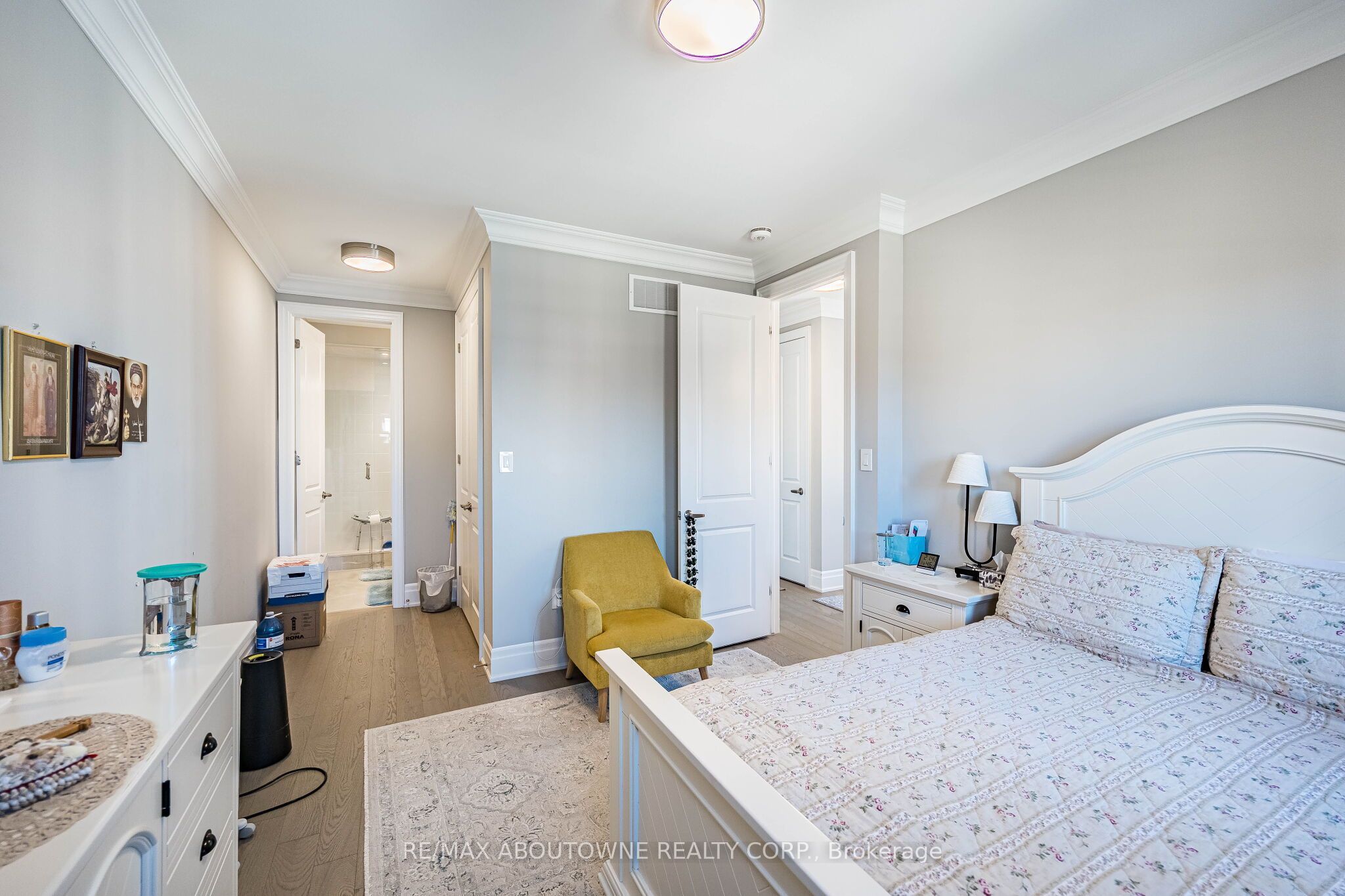 3002 Duggan Trail, Oakville ‣ W14111372 3002 Duggan Trail, Oakville ‣ W14111372