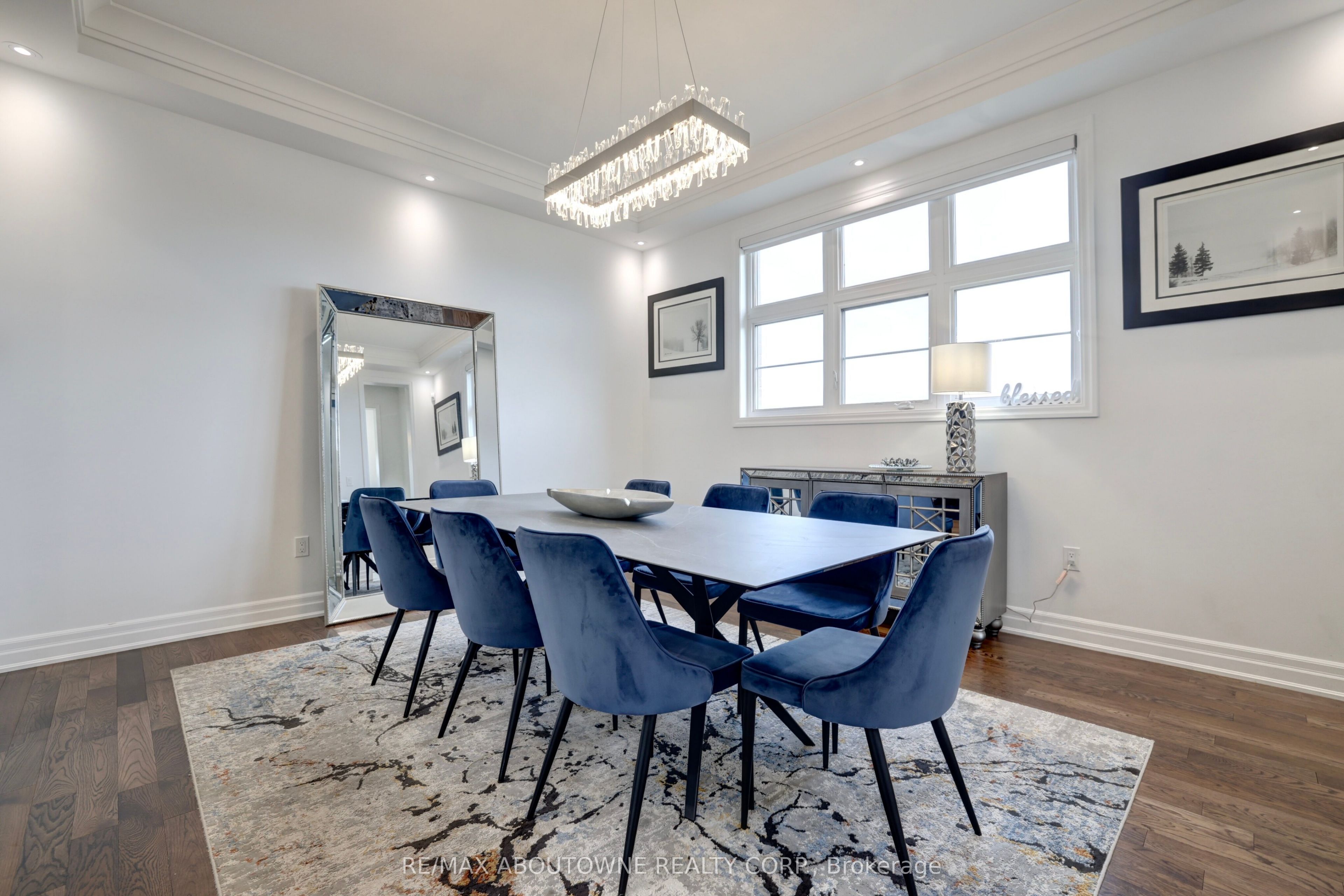 1416 Ford Strathy Crescent, Oakville ‣ W14114612 1416 Ford Strathy Crescent, Oakville ‣ W14114612