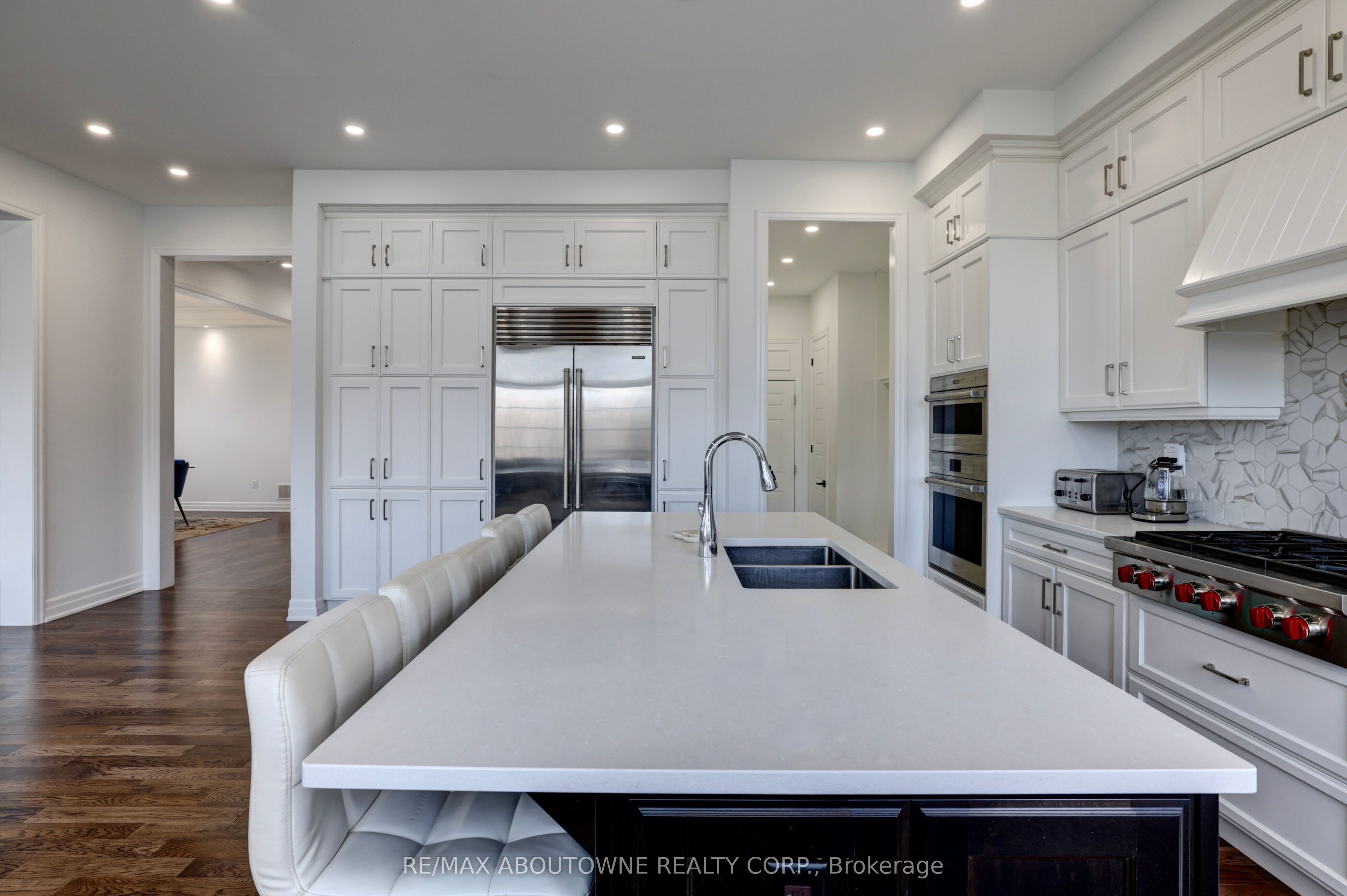 1416 Ford Strathy Crescent, Oakville ‣ W14114612 1416 Ford Strathy Crescent, Oakville ‣ W14114612