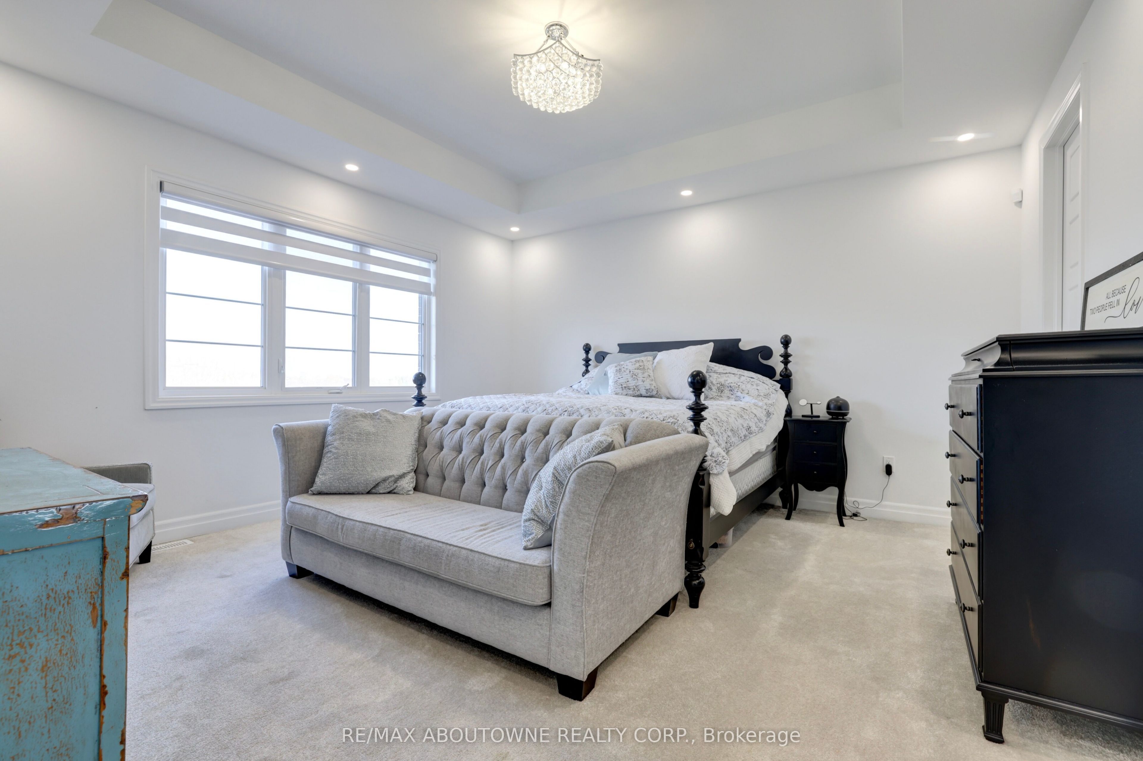 1416 Ford Strathy Crescent, Oakville ‣ W14114612 1416 Ford Strathy Crescent, Oakville ‣ W14114612