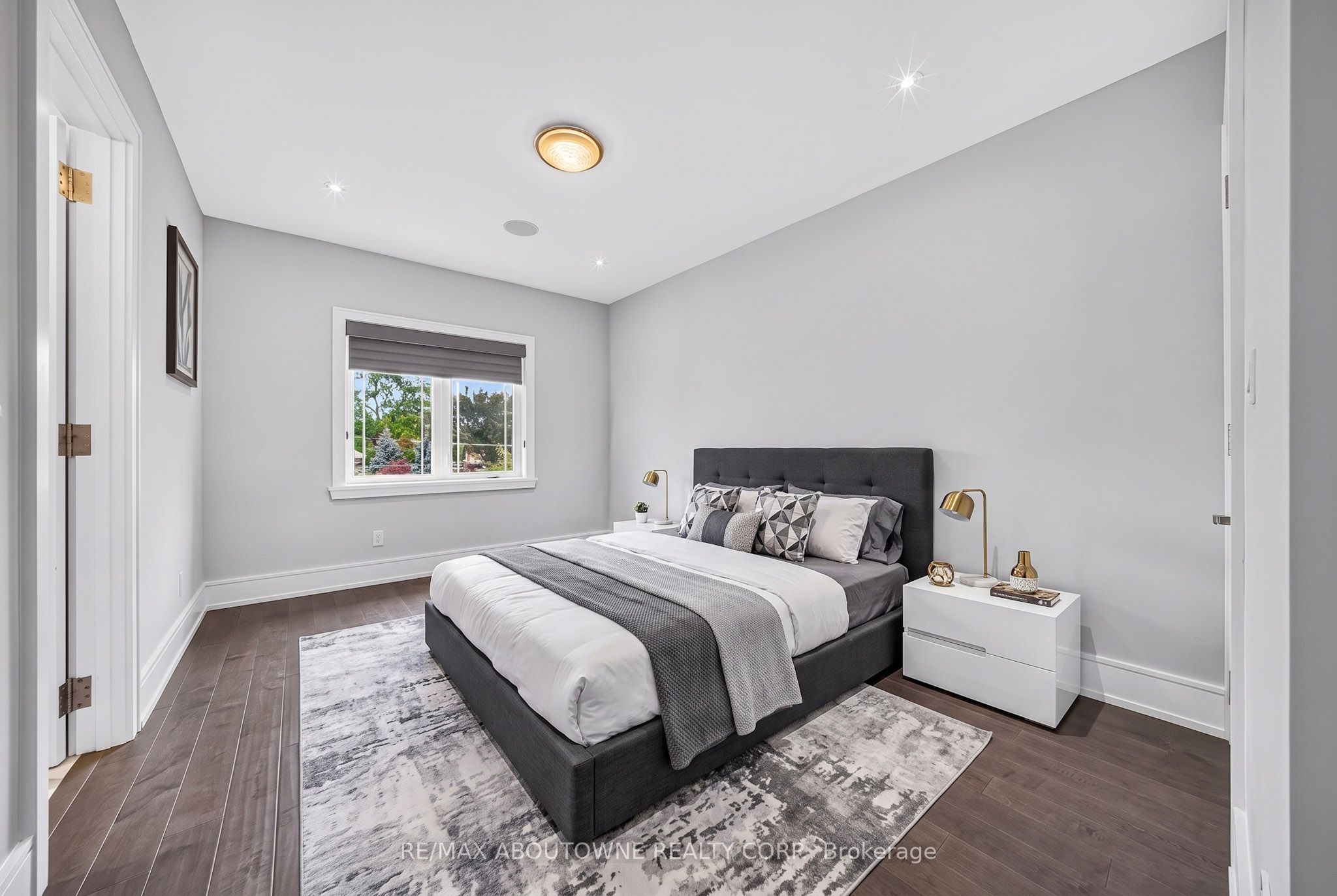 408 Seabourne Drive, Oakville ‣ W14122148 408 Seabourne Drive, Oakville ‣ W14122148