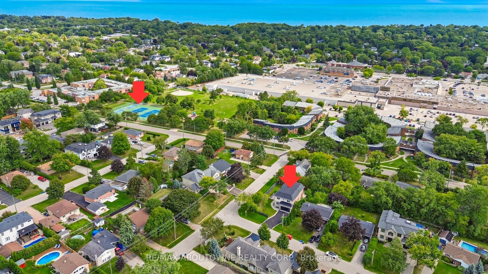 408 Seabourne Drive, Oakville ‣ W14122148 408 Seabourne Drive, Oakville ‣ W14122148