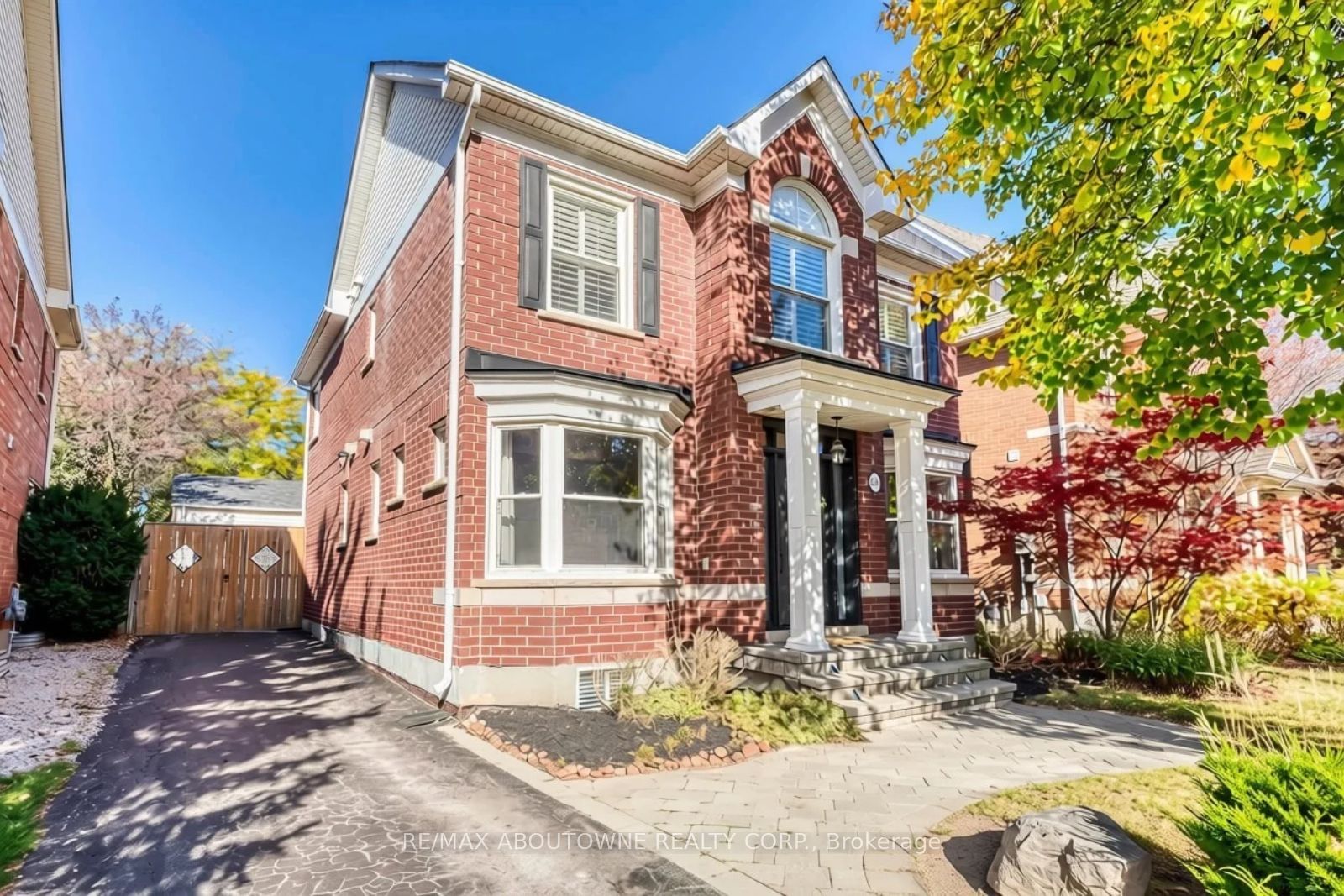 241 Lexington Road, Oakville