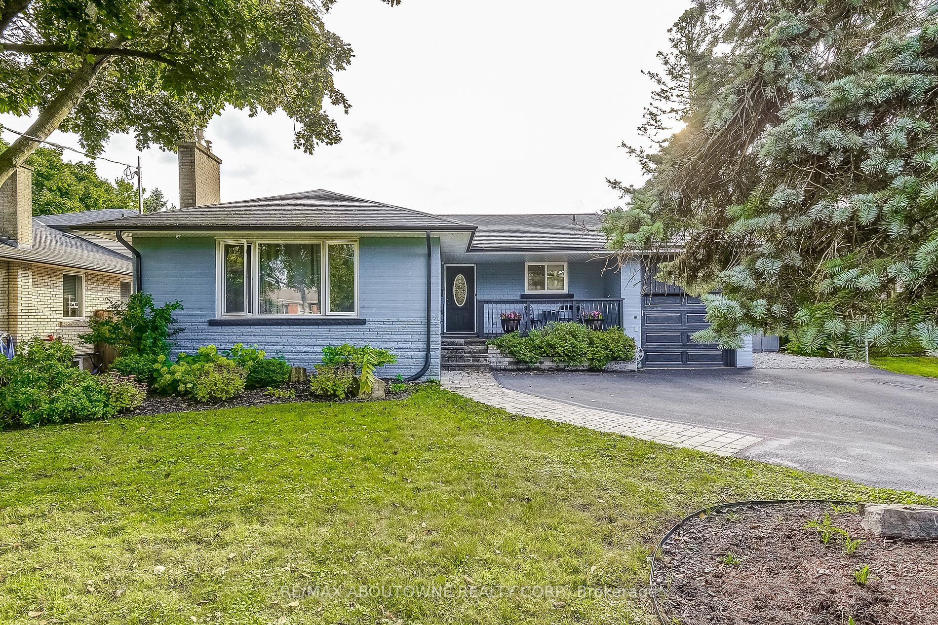 257 Wales Cres, Oakville ‣ W9369502