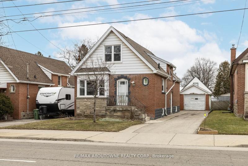 Property X12168948 - Image 1