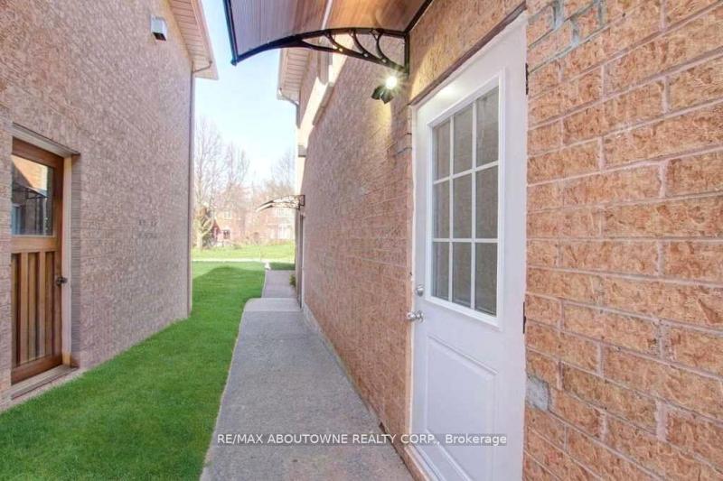 Property X12178687 - Image 1