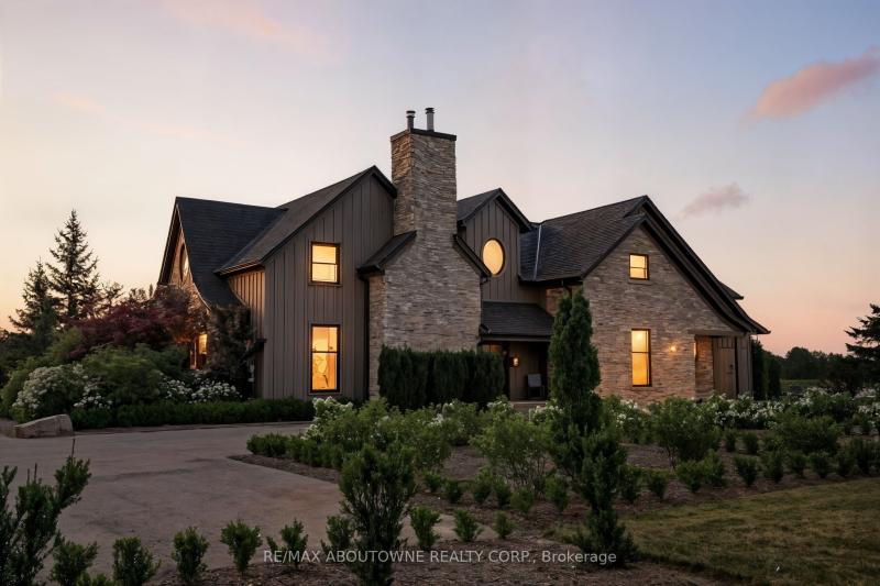 Property X12310220 - Image 1