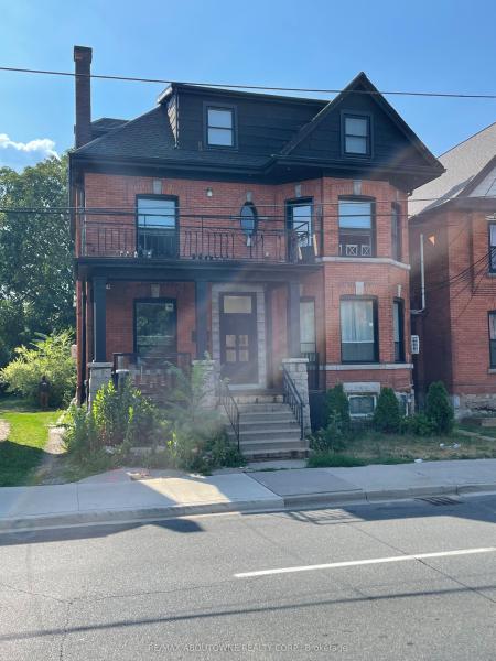 Property X12431938 - Image 1