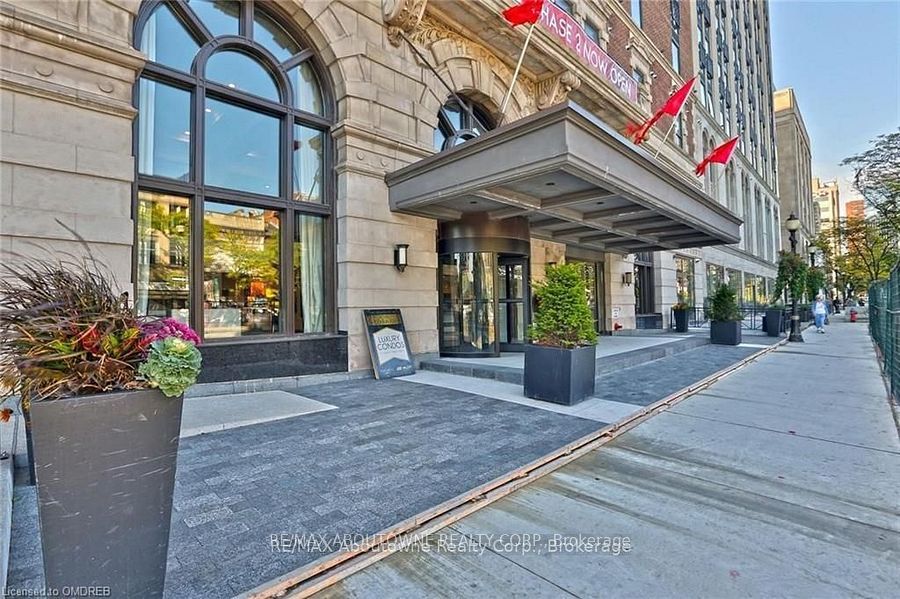 Call LBO – 118 KING Street, Hamilton ‣ X12482846 Call LBO – 118 KING Street, Hamilton ‣ X12482846