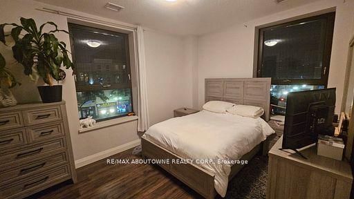 6 – 118 King Street, Hamilton ‣ X12483214 6 – 118 King Street, Hamilton ‣ X12483214