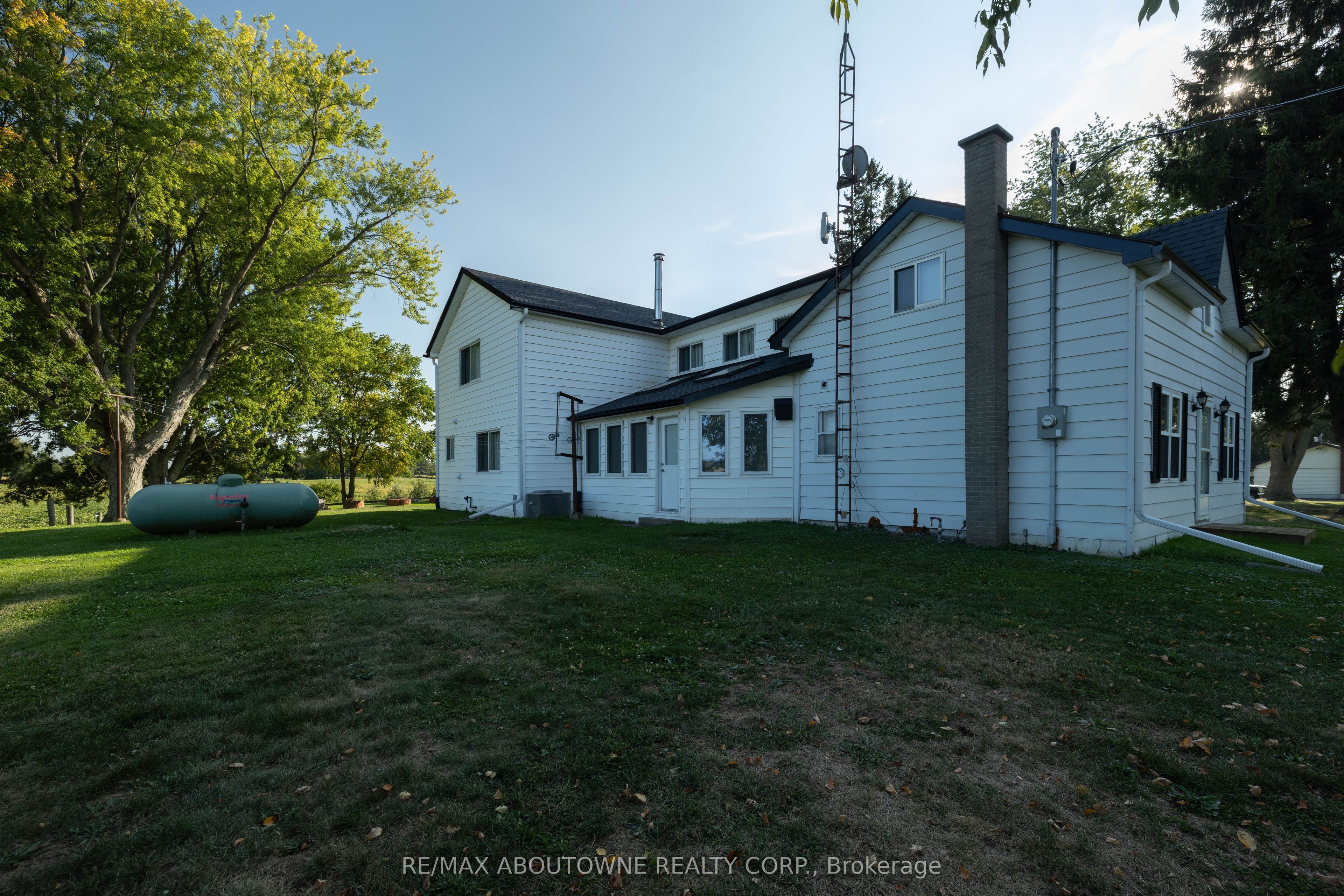 3276 Governors Road, Hamilton ‣ X12483282 3276 Governors Road, Hamilton ‣ X12483282