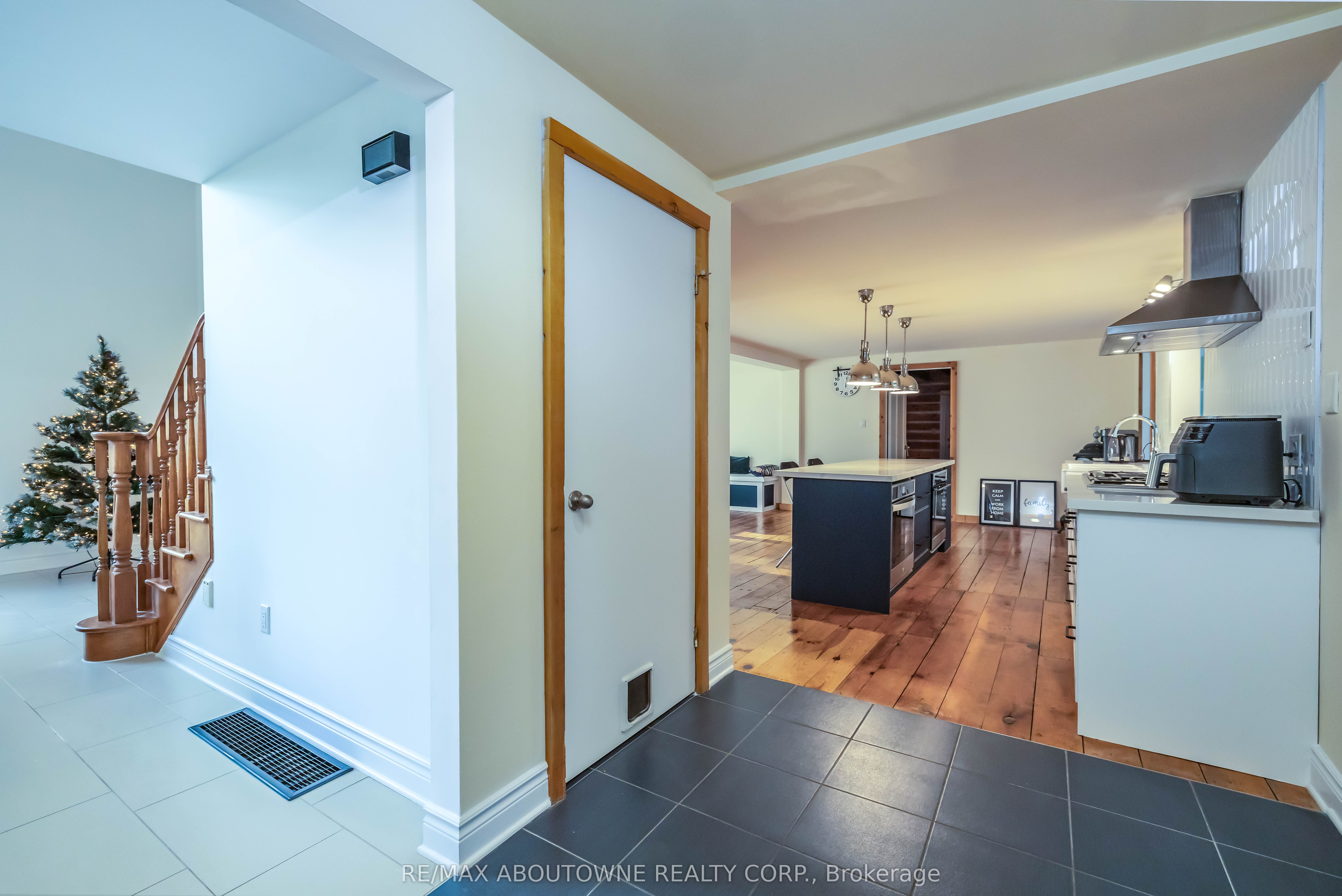 3276 Governors Road, Hamilton ‣ X12483282 3276 Governors Road, Hamilton ‣ X12483282