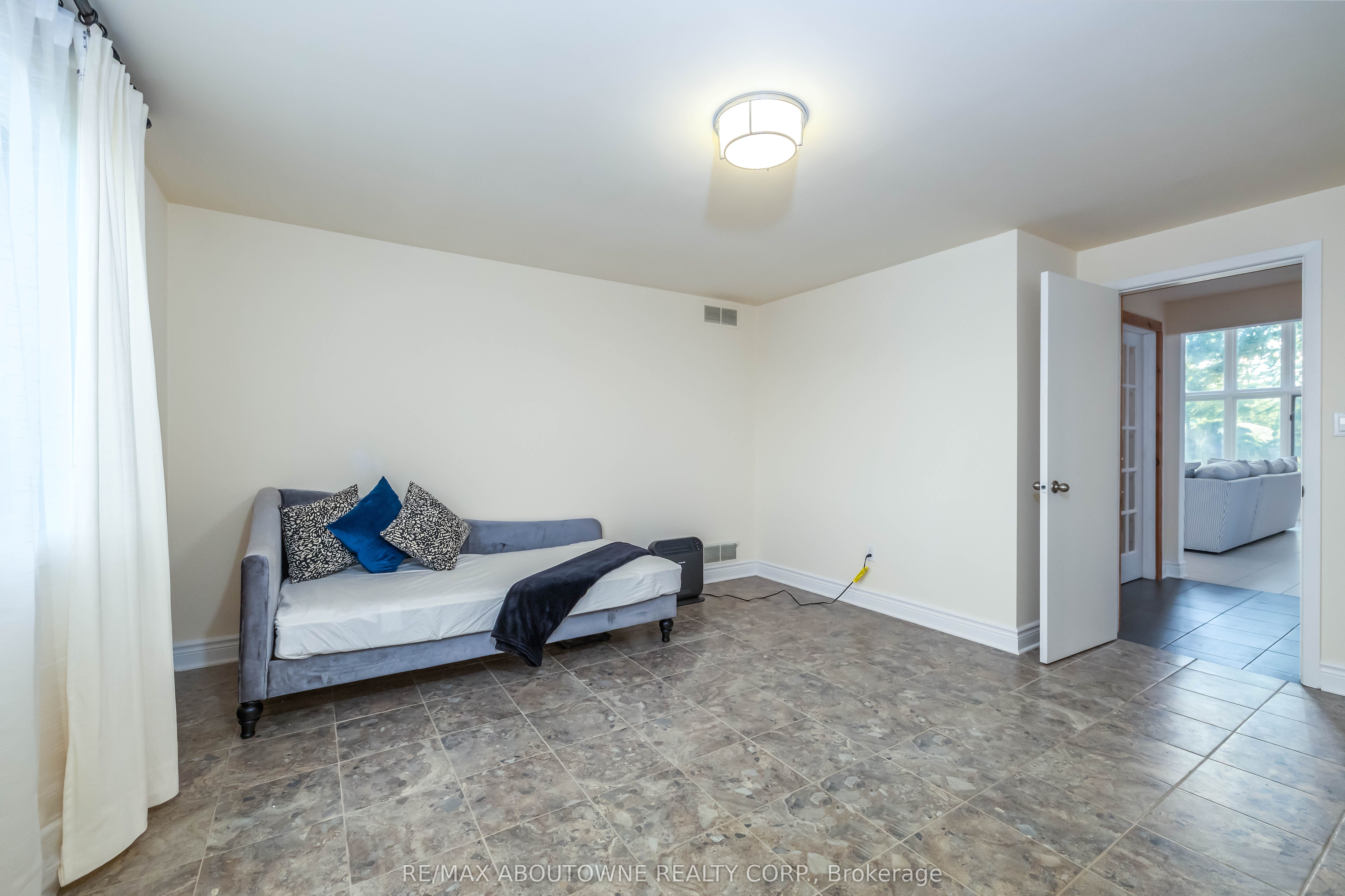3276 Governors Road, Hamilton ‣ X12483282 3276 Governors Road, Hamilton ‣ X12483282
