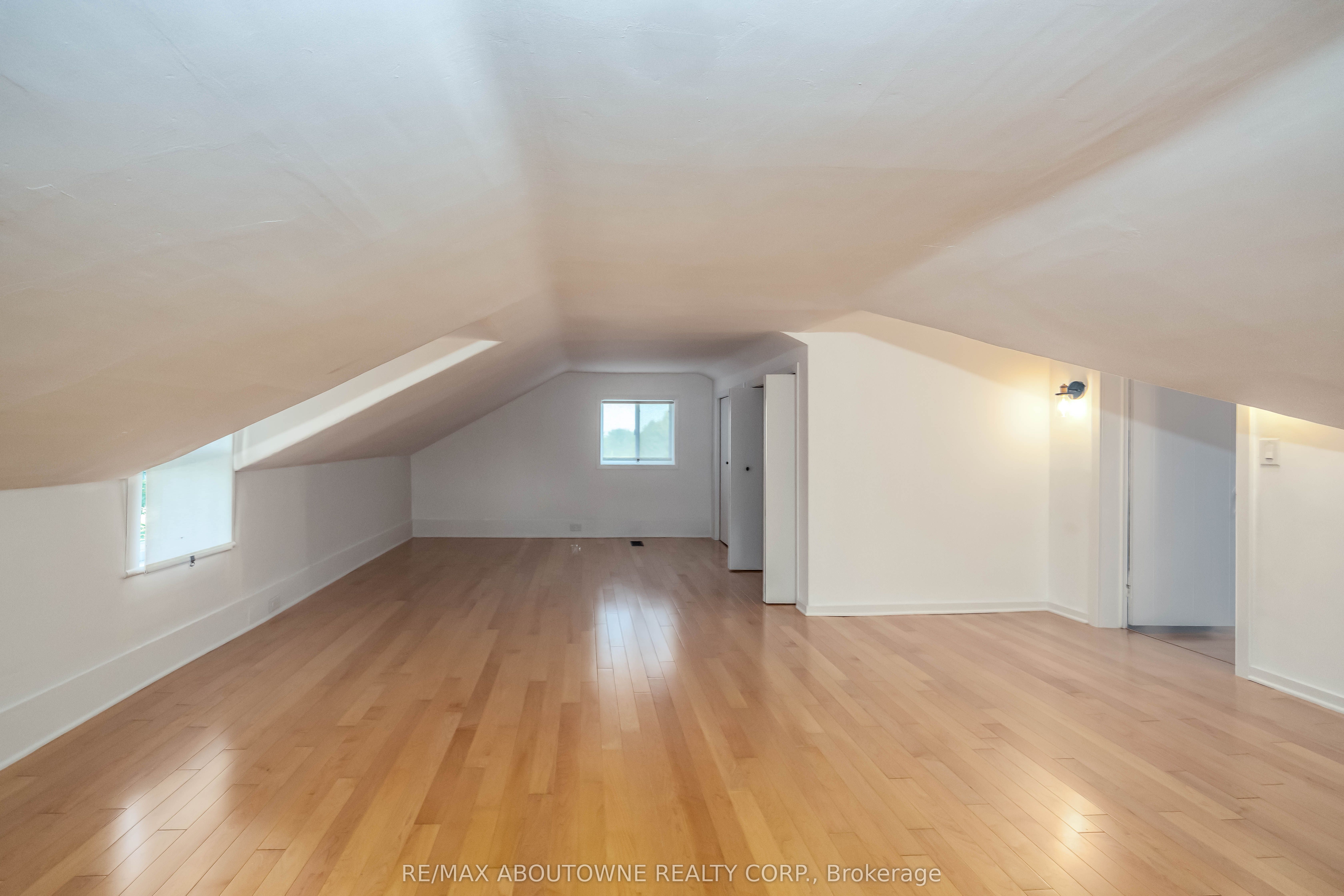 3276 Governors Road, Hamilton ‣ X12483282 3276 Governors Road, Hamilton ‣ X12483282