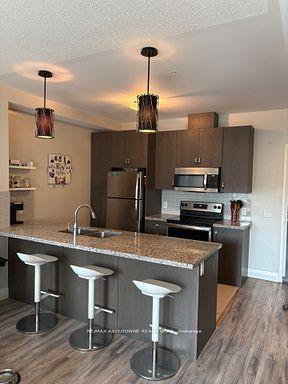 Call LBO – 118 KING Street, Hamilton ‣ X12484070 Call LBO – 118 KING Street, Hamilton ‣ X12484070