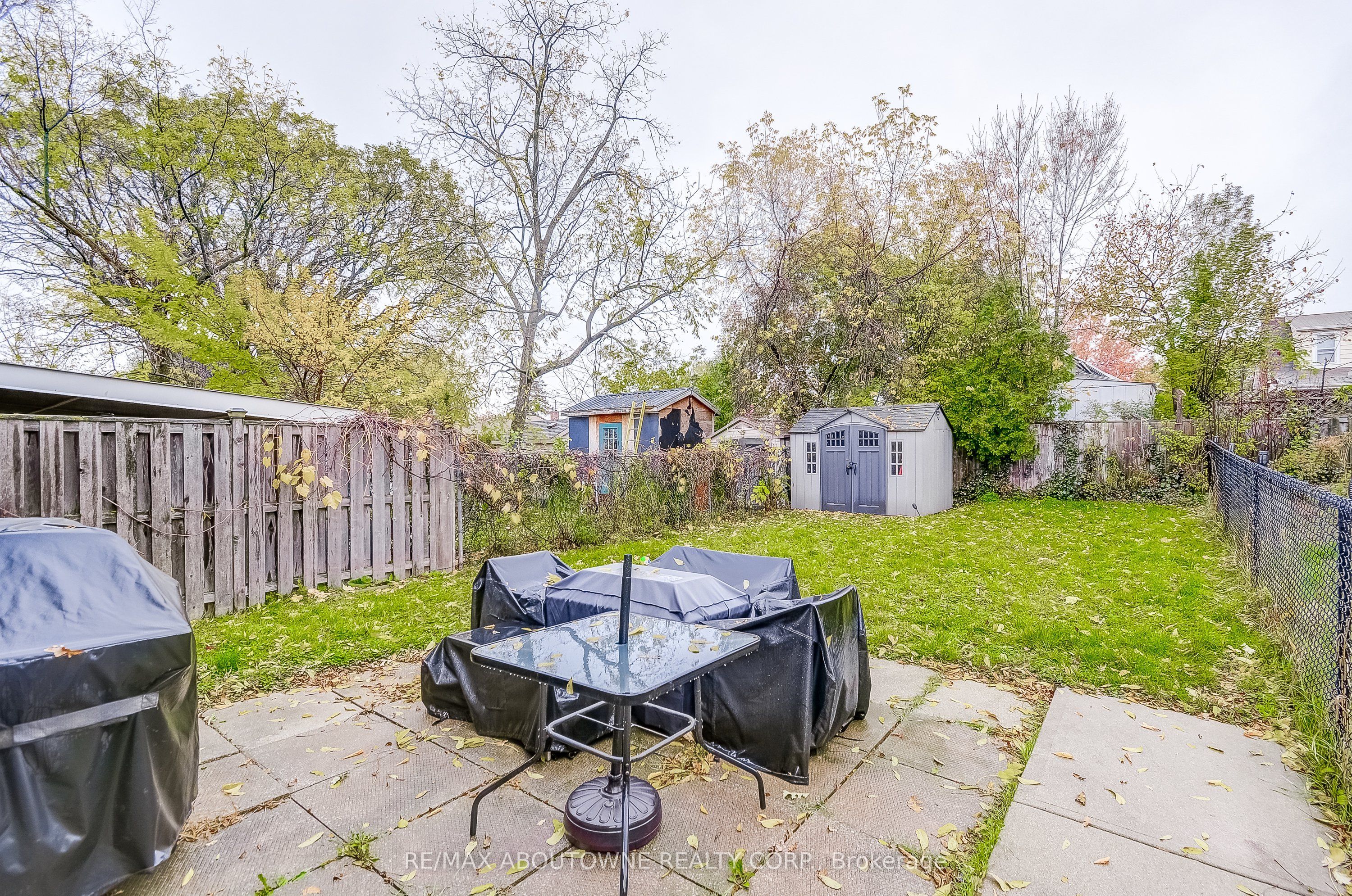 211 East 8th Street, Hamilton ‣ X12503840 211 East 8th Street, Hamilton ‣ X12503840