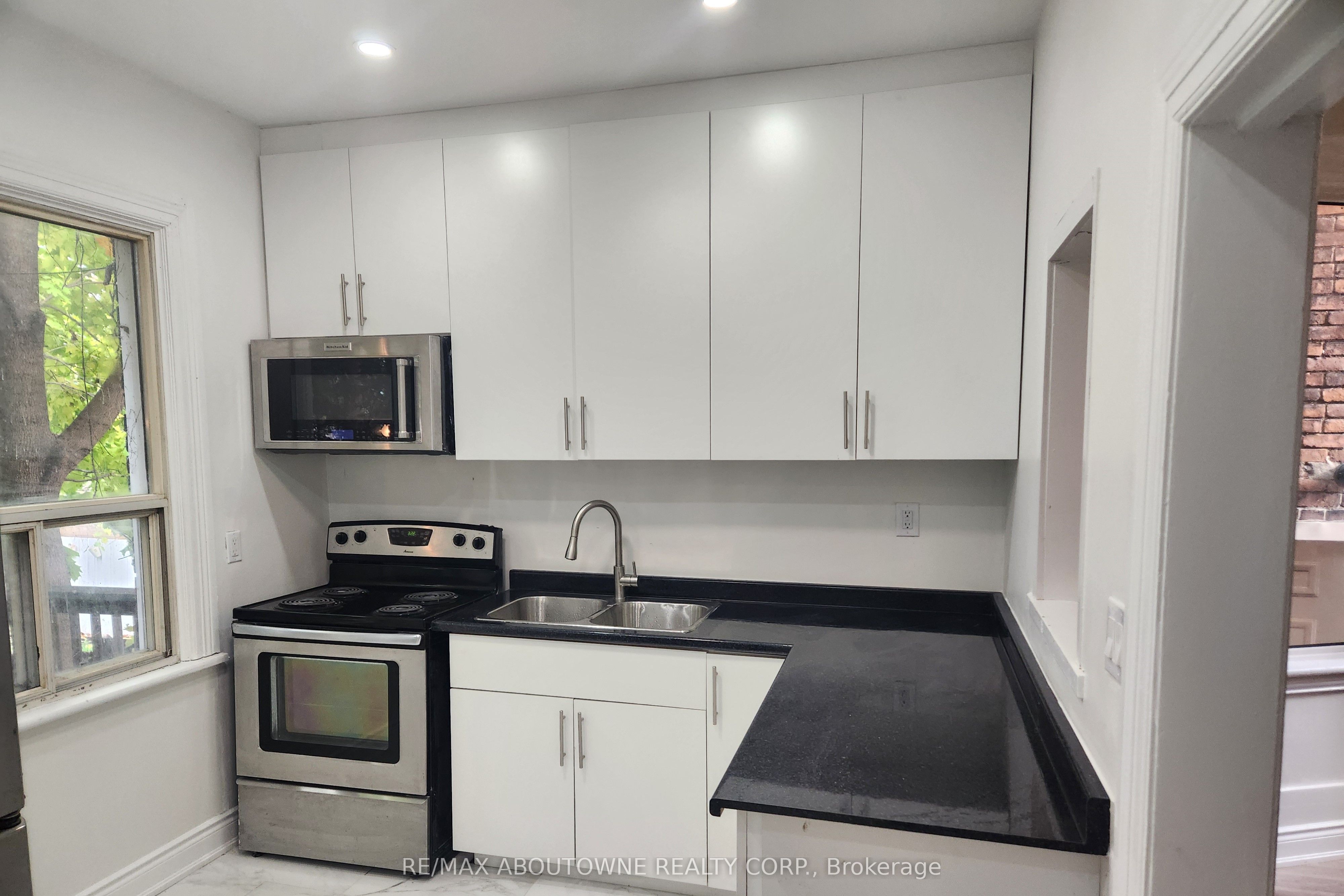 41 Somerset Avenue, Hamilton ‣ X12521082 41 Somerset Avenue, Hamilton ‣ X12521082