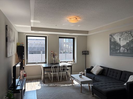 Call LBO – 118 KING Street, Hamilton ‣ X12536536 Call LBO – 118 KING Street, Hamilton ‣ X12536536