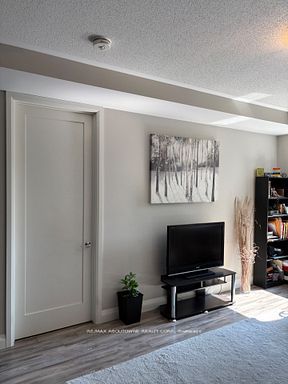 Call LBO – 118 KING Street, Hamilton ‣ X12536536 Call LBO – 118 KING Street, Hamilton ‣ X12536536