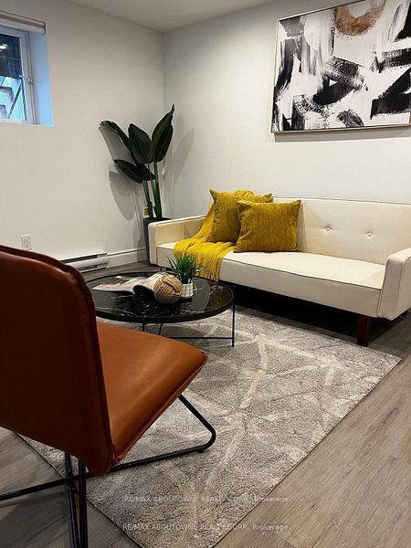 66 Wellington Street, Hamilton ‣ X12550450 66 Wellington Street, Hamilton ‣ X12550450