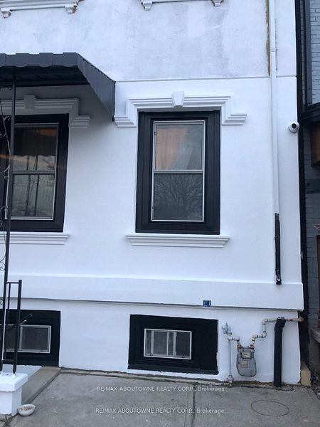 85 Wilson Street, Hamilton ‣ X12550502 85 Wilson Street, Hamilton ‣ X12550502