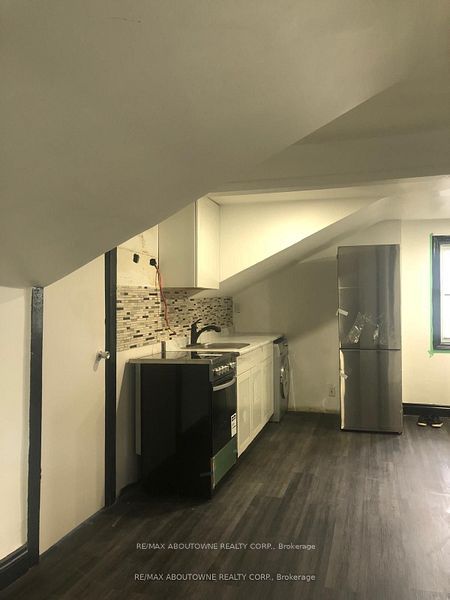 85 Wilson Street, Hamilton ‣ X12550502 85 Wilson Street, Hamilton ‣ X12550502