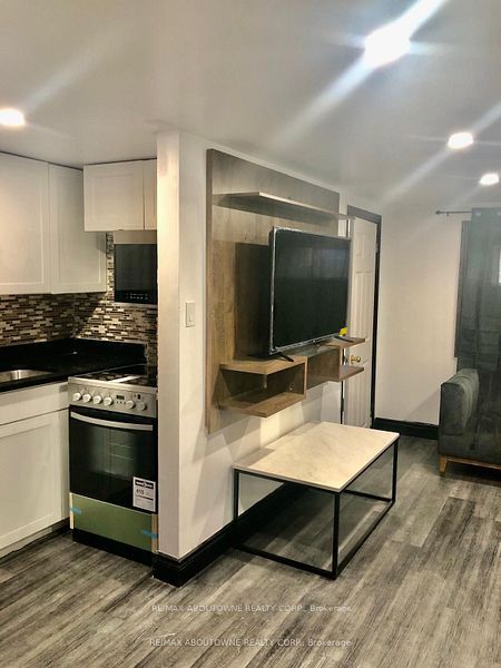 85 Wilson Street, Hamilton ‣ X12550502 85 Wilson Street, Hamilton ‣ X12550502