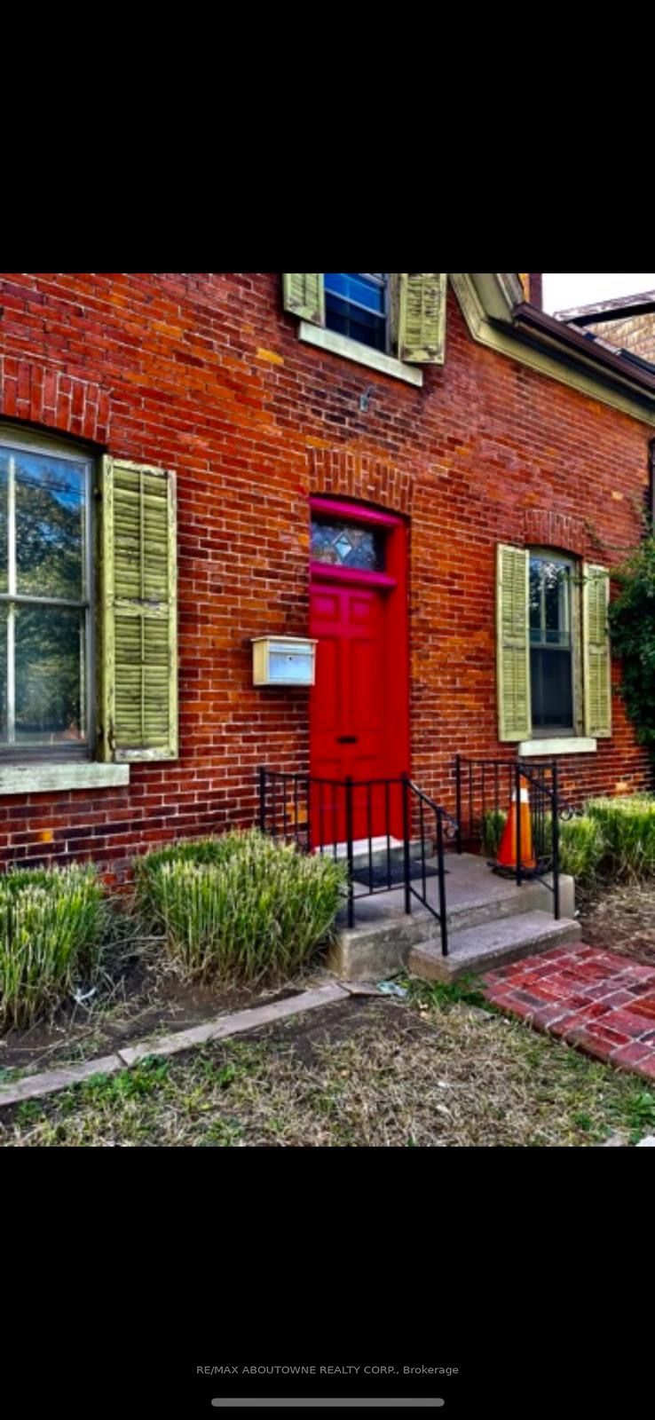 70 Wellington Street, Hamilton ‣ X12550552 70 Wellington Street, Hamilton ‣ X12550552