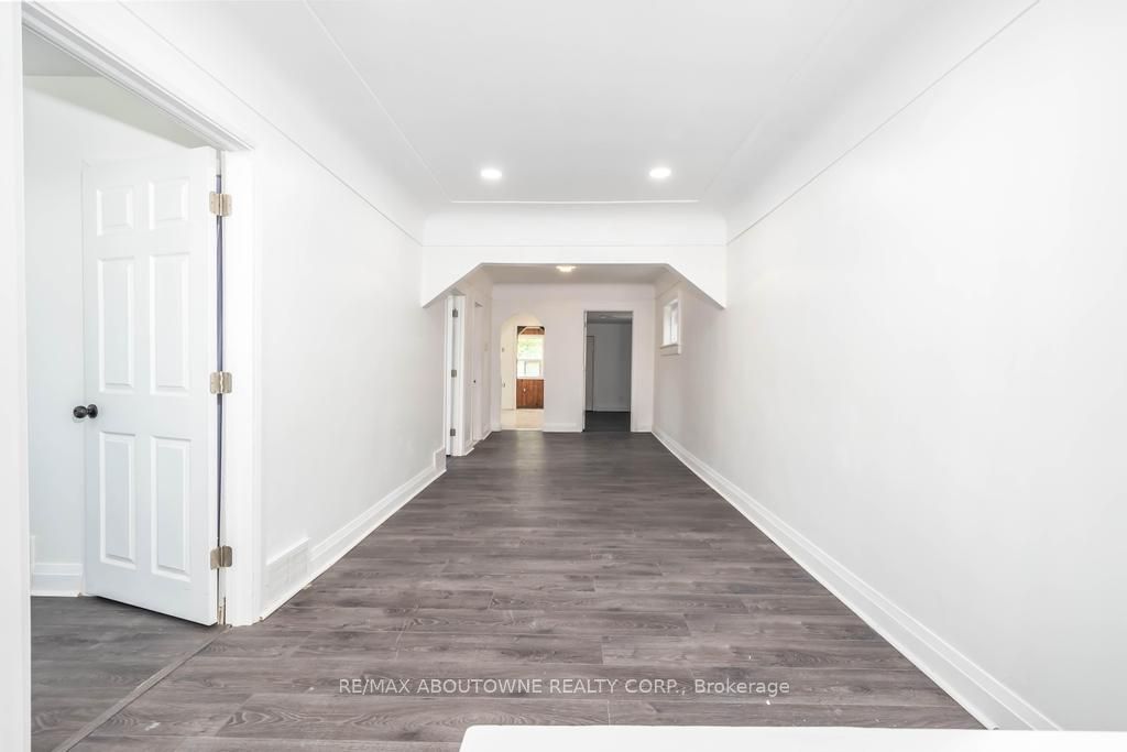 126 HARMONY Avenue, Hamilton ‣ X12559900 126 HARMONY Avenue, Hamilton ‣ X12559900